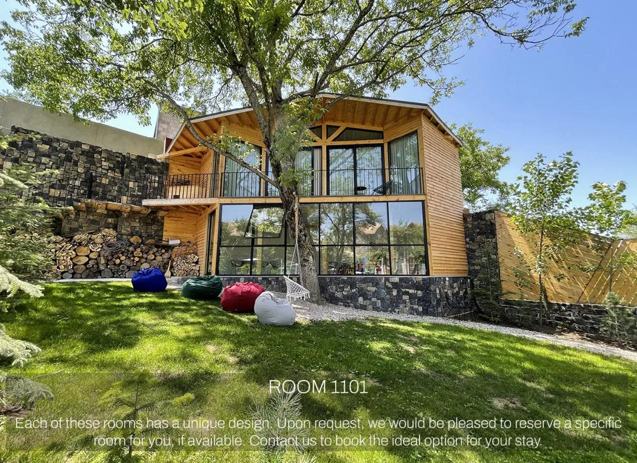 Photo of the whole room in Dilijani Tun Hotel & Restaurant