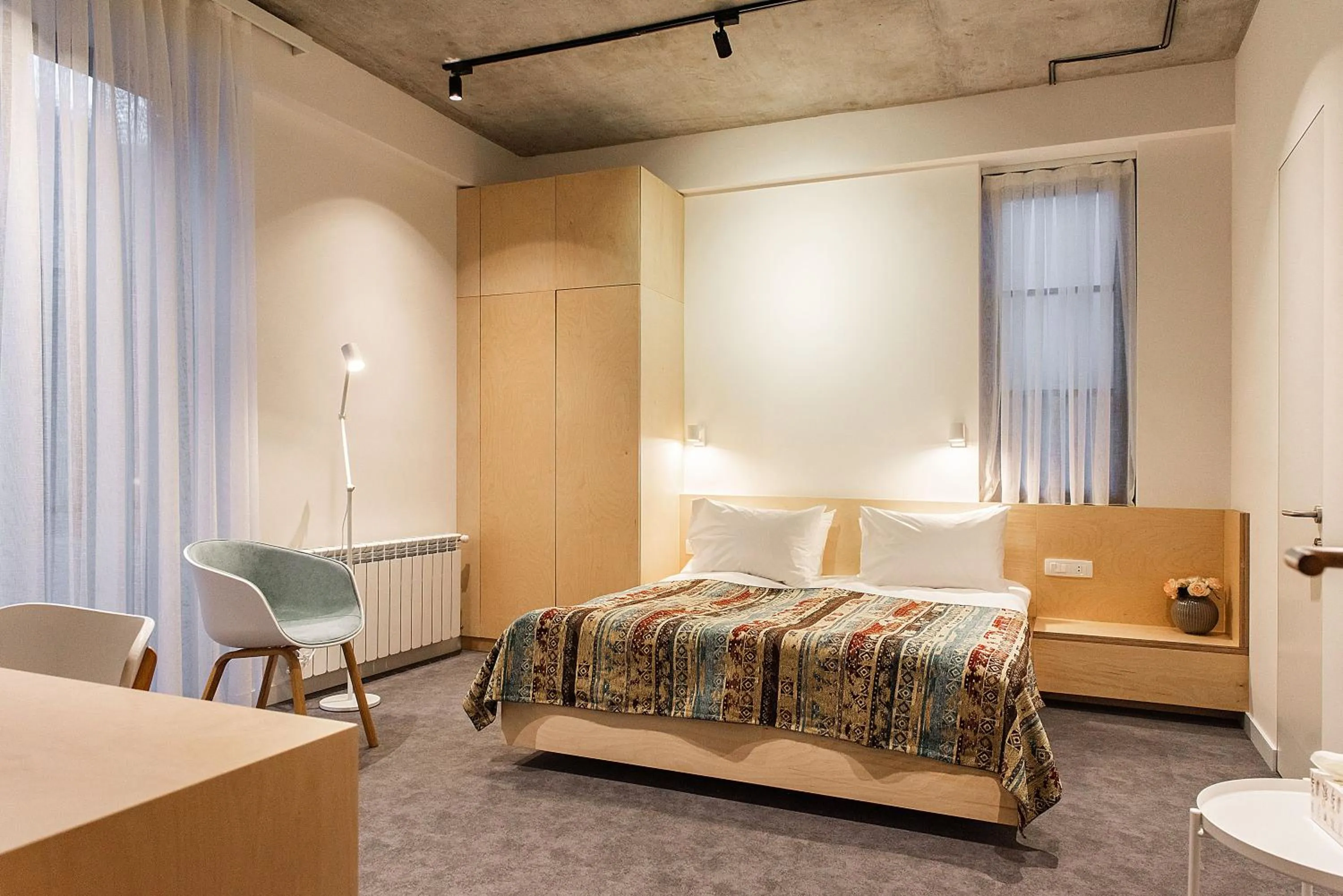 Bed in Dilijani Tun Hotel & Restaurant