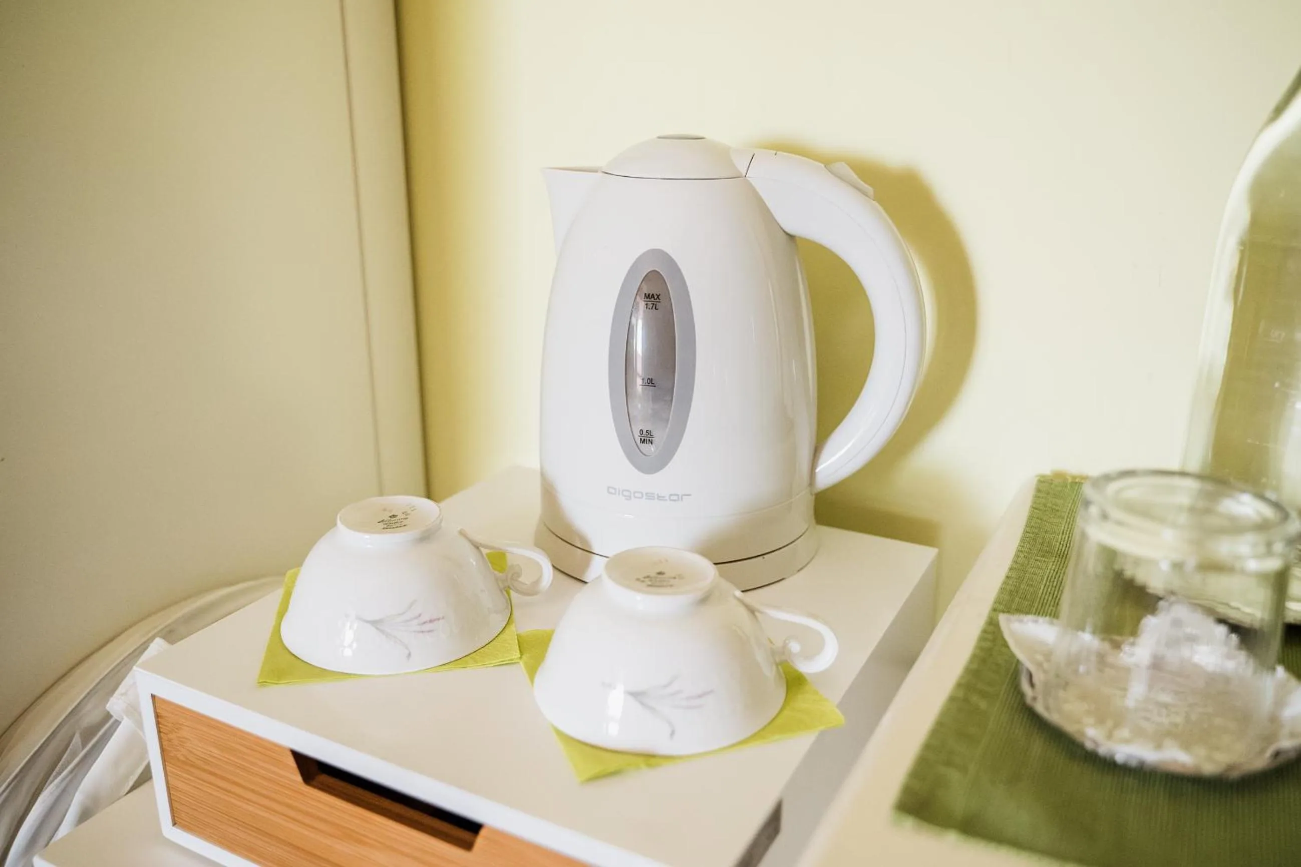 hair dresser in B&B Timeout