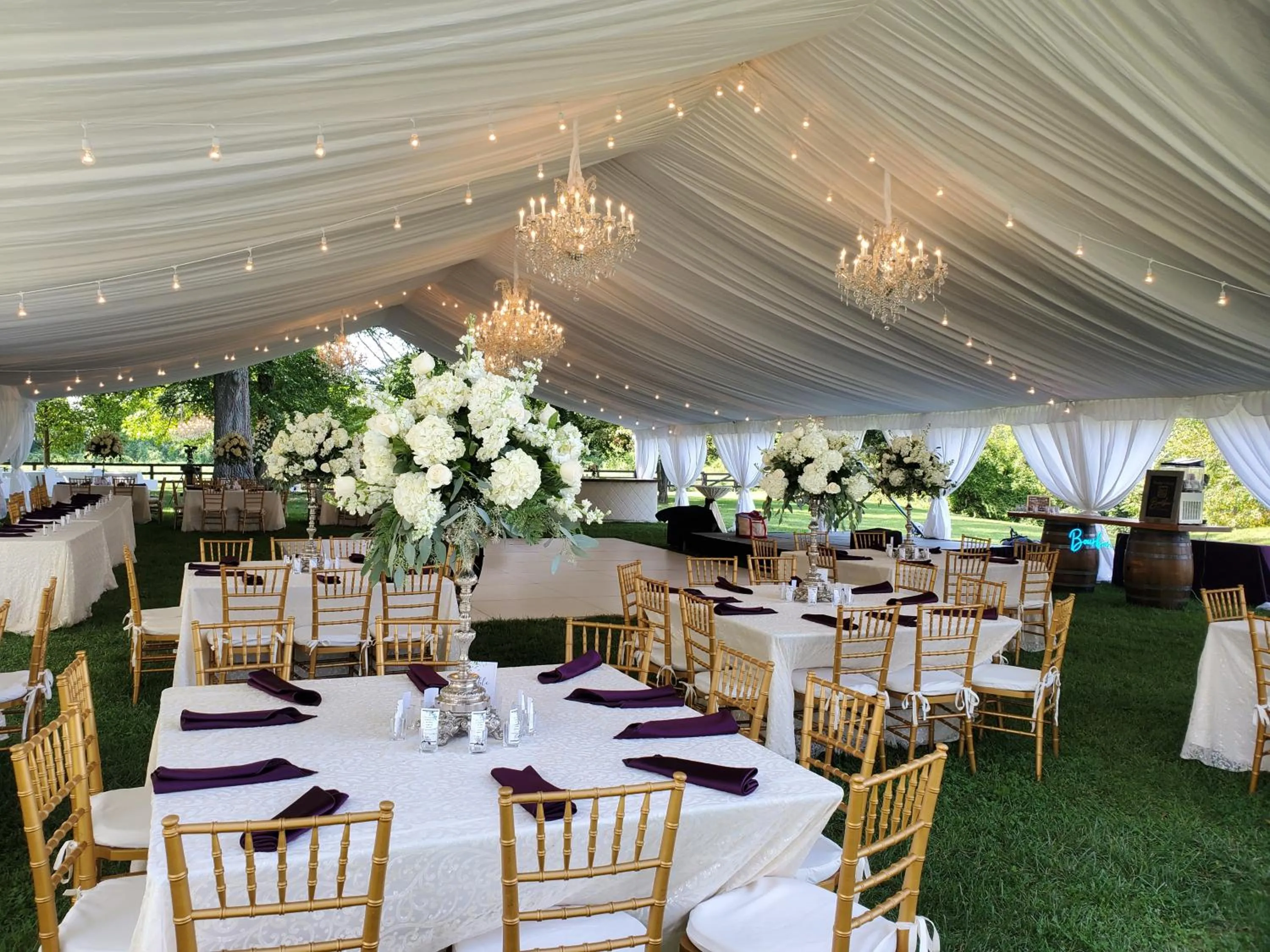 wedding in Riverside Inn Bed and Breakfast