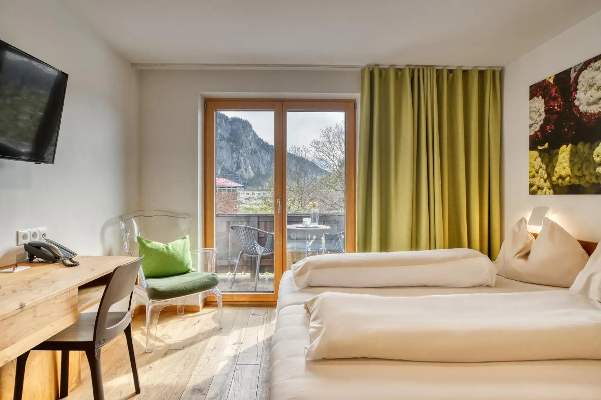 Double Room with Balcony - single occupancy in Hotel Wirtshaus Sattlerwirt Double Room with Balcony - single occupancy in Hotel Wirtshaus Sattlerwirt