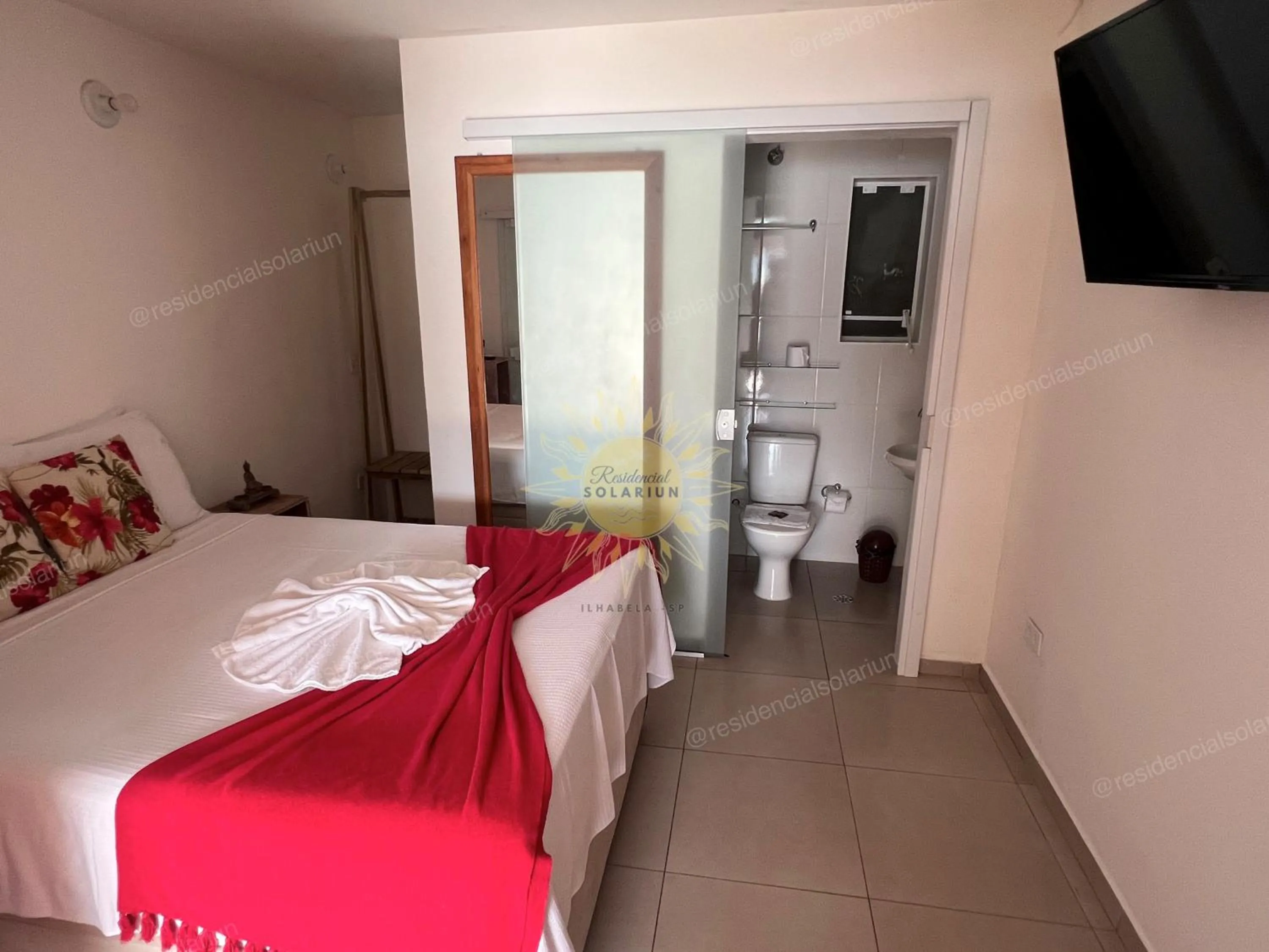 Bed in Residencial Solariun Ilhabela