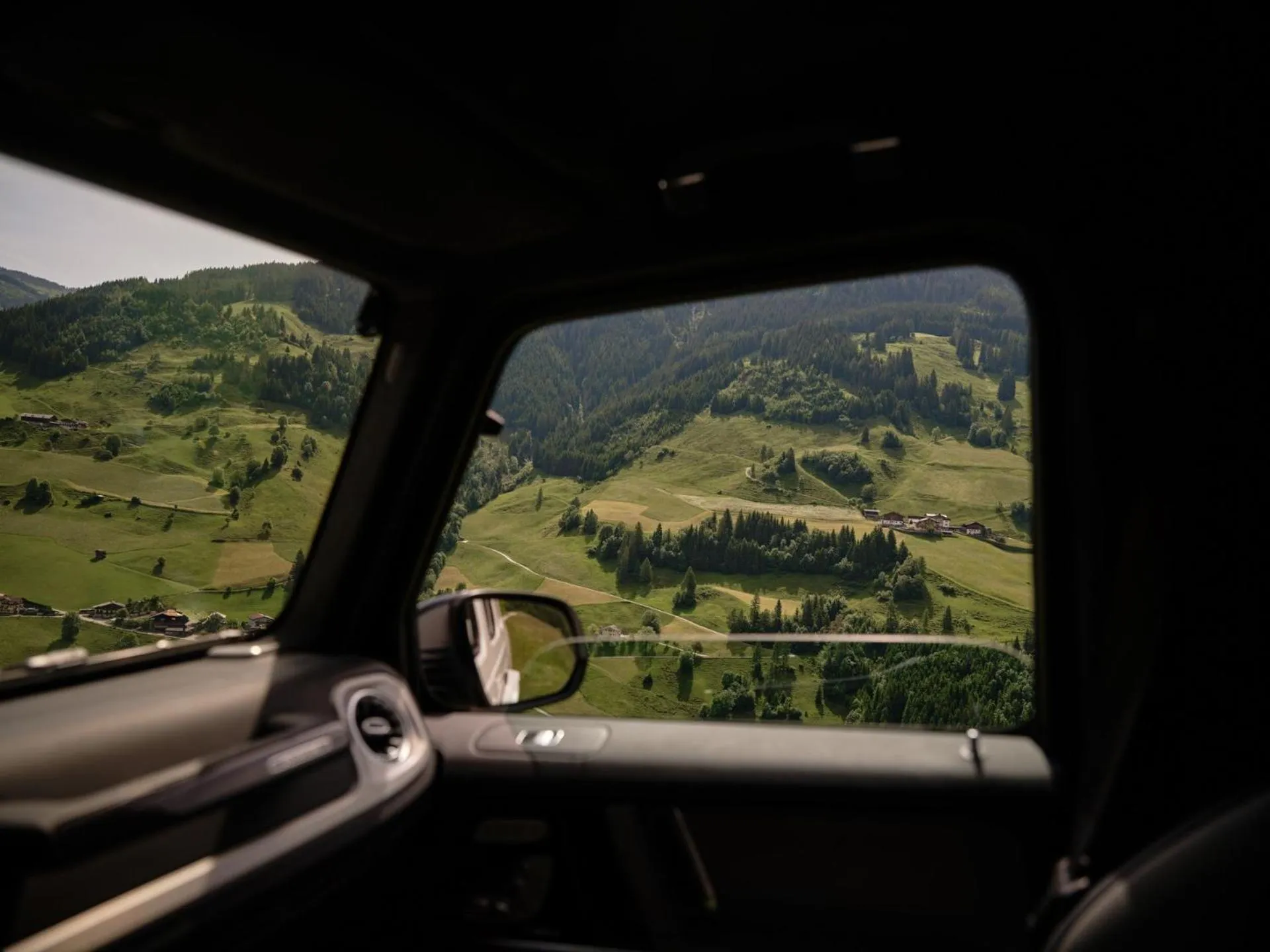 concierge in DAS EDELWEISS - Salzburg Mountain Resort
