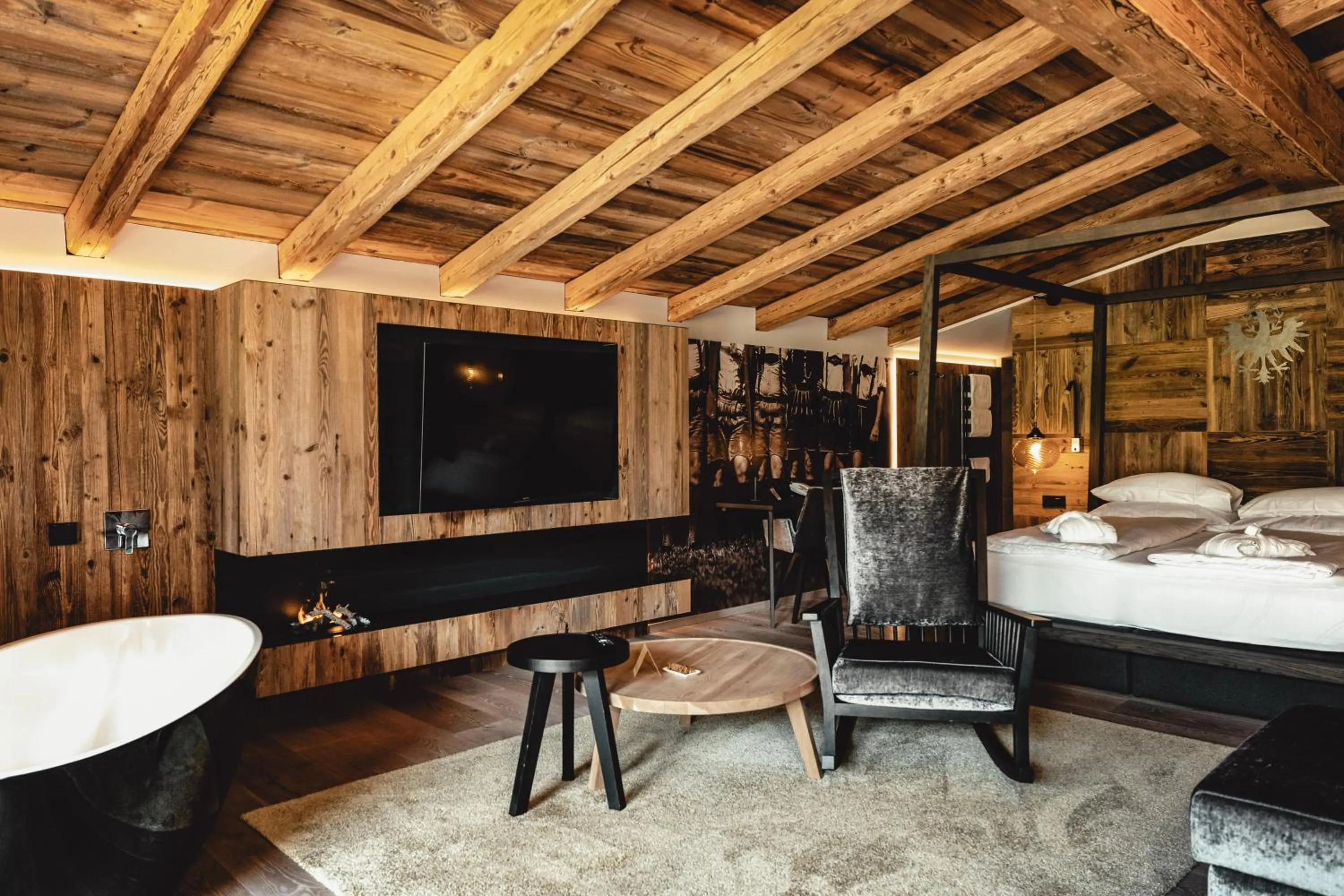 Bed in HELD - Hotel & Spa , 4 Sterne Superior, Zillertal