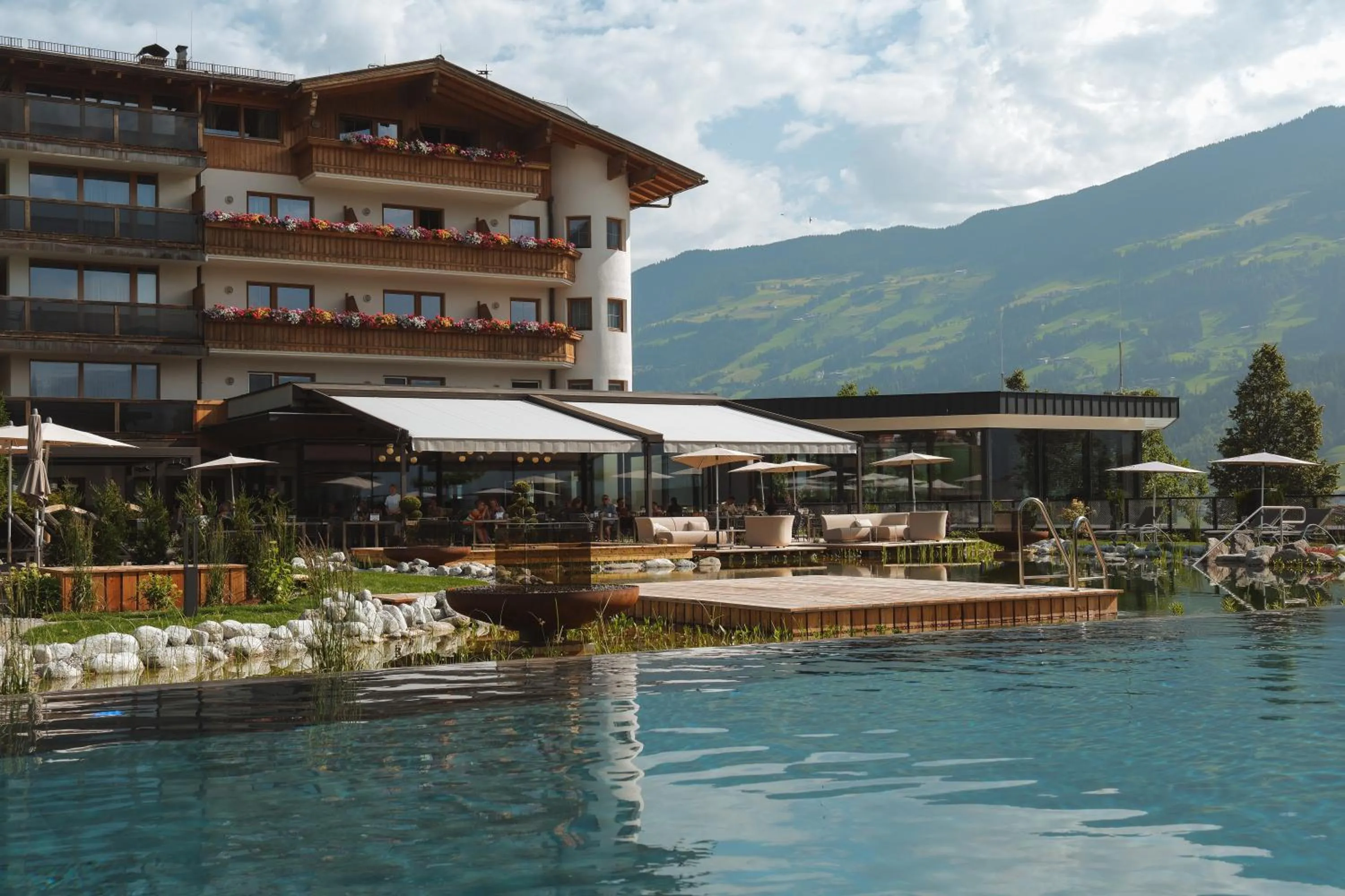 Property building in HELD - Hotel & Spa , 4 Sterne Superior, Zillertal