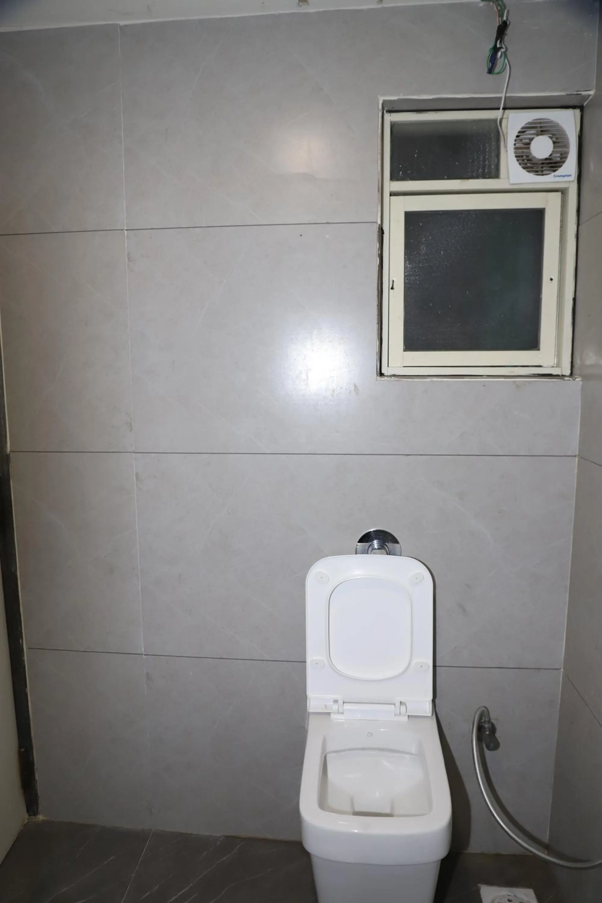 Bathroom in Hotel Sai Bansi