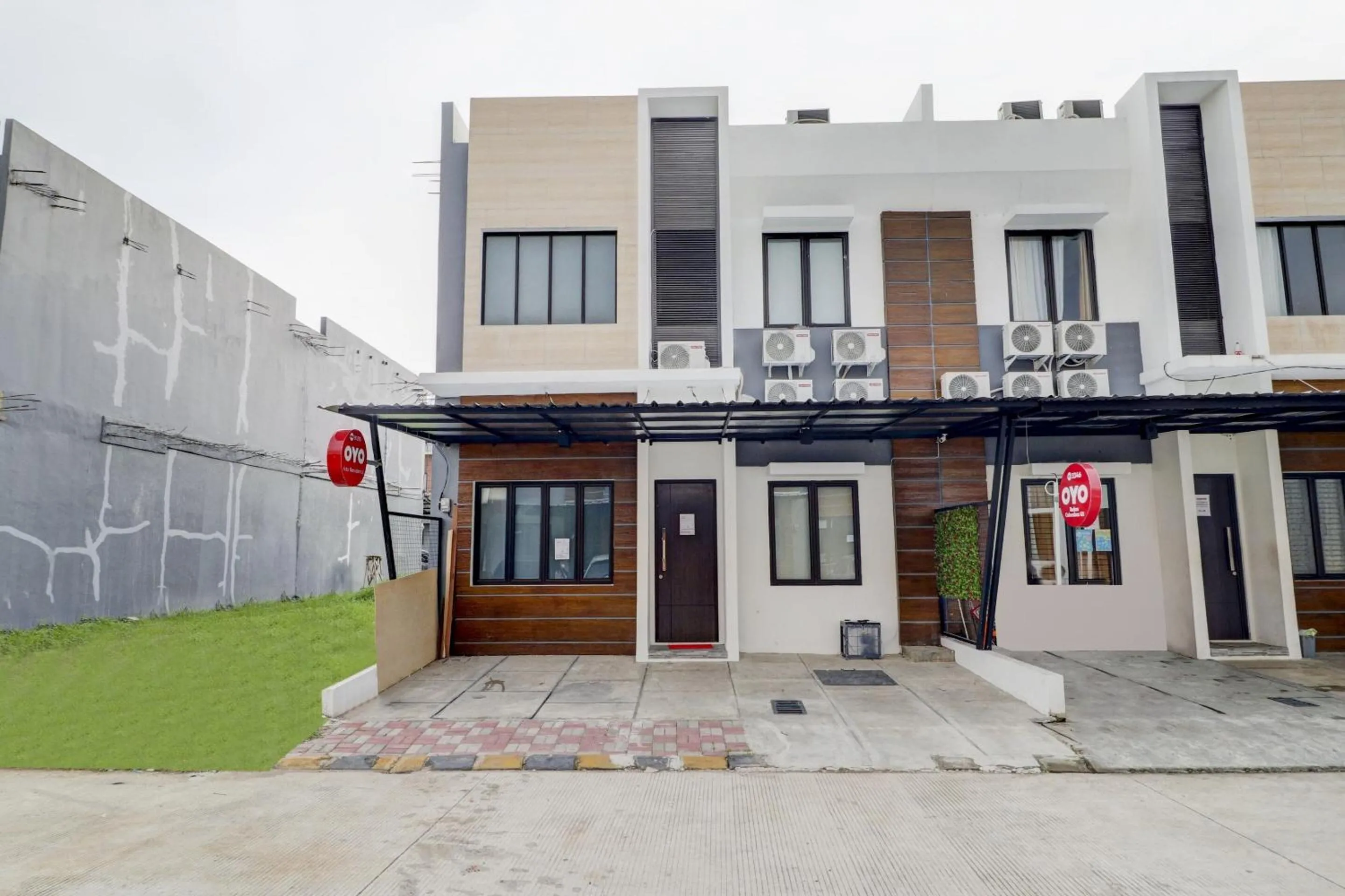 Facade/entrance in Hotel O Ada Residence