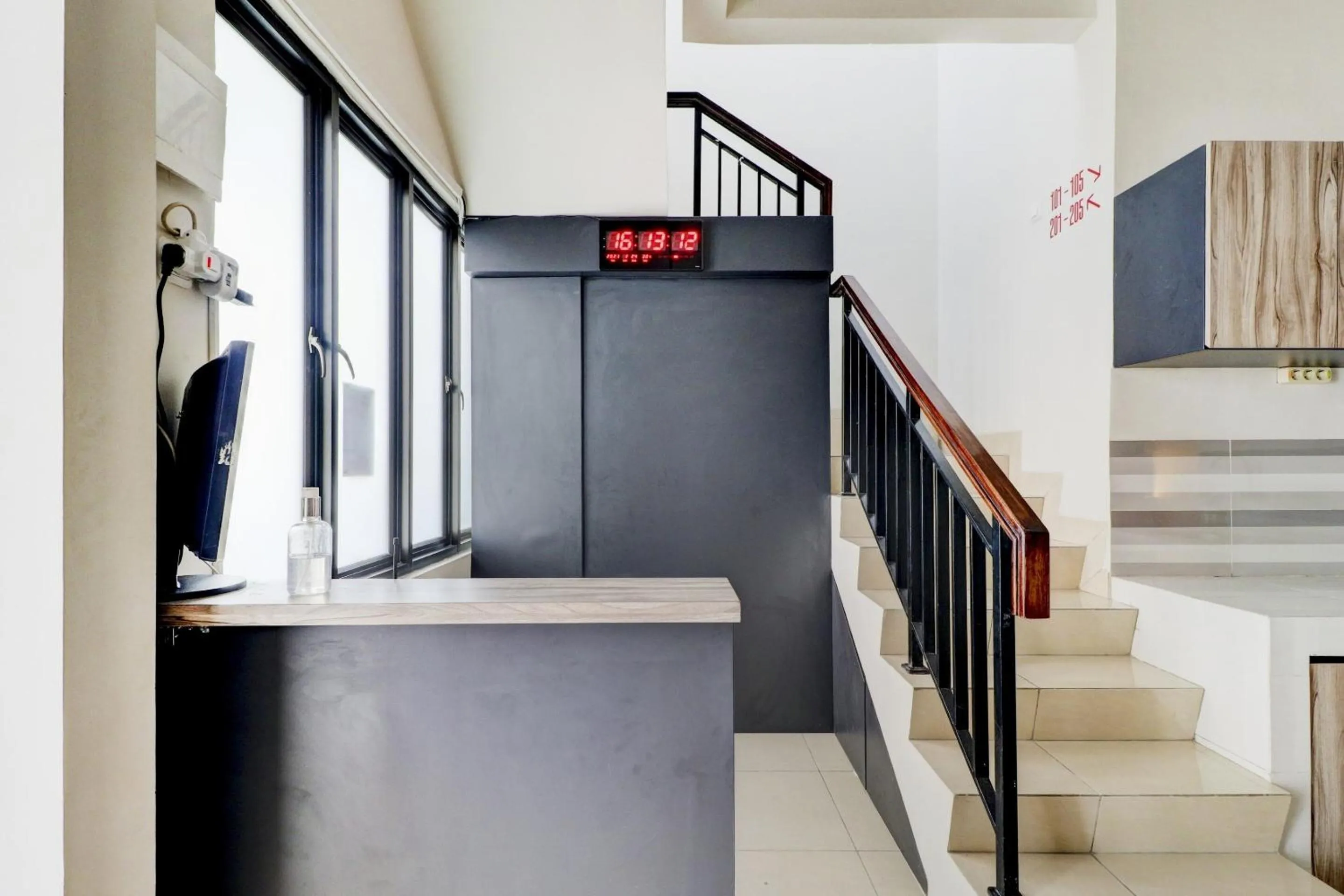 Lobby or reception in Hotel O Ada Residence