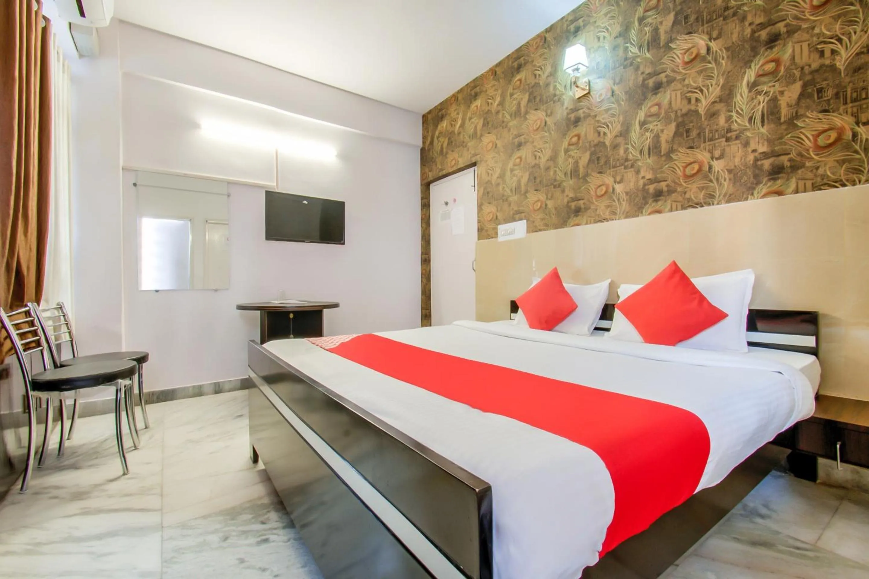 Bedroom, Bed in Hotel O Kamini