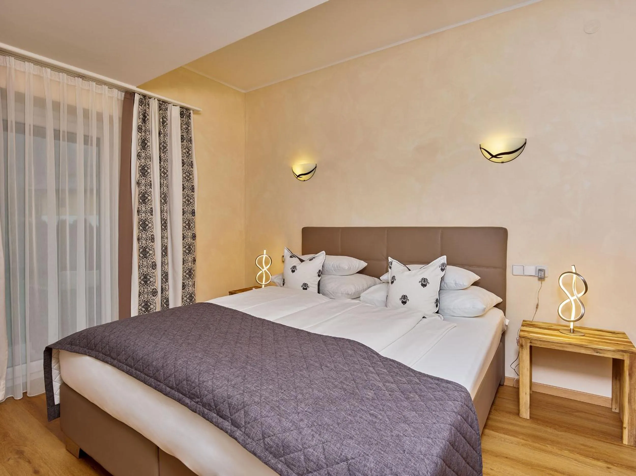 Bedroom, Bed in A-VITA Viktoria & A-VITA living luxury apartments