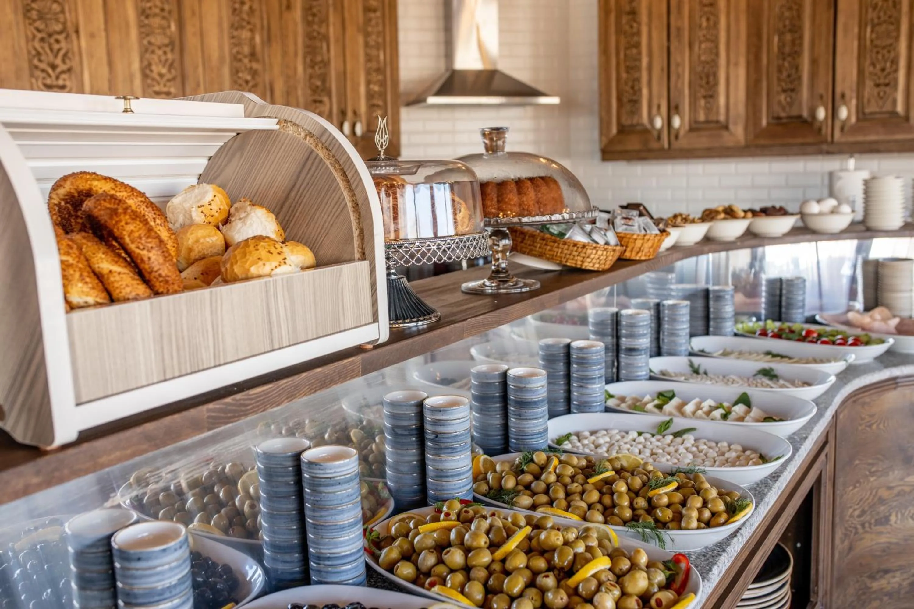 Food in Ada Cave Suites