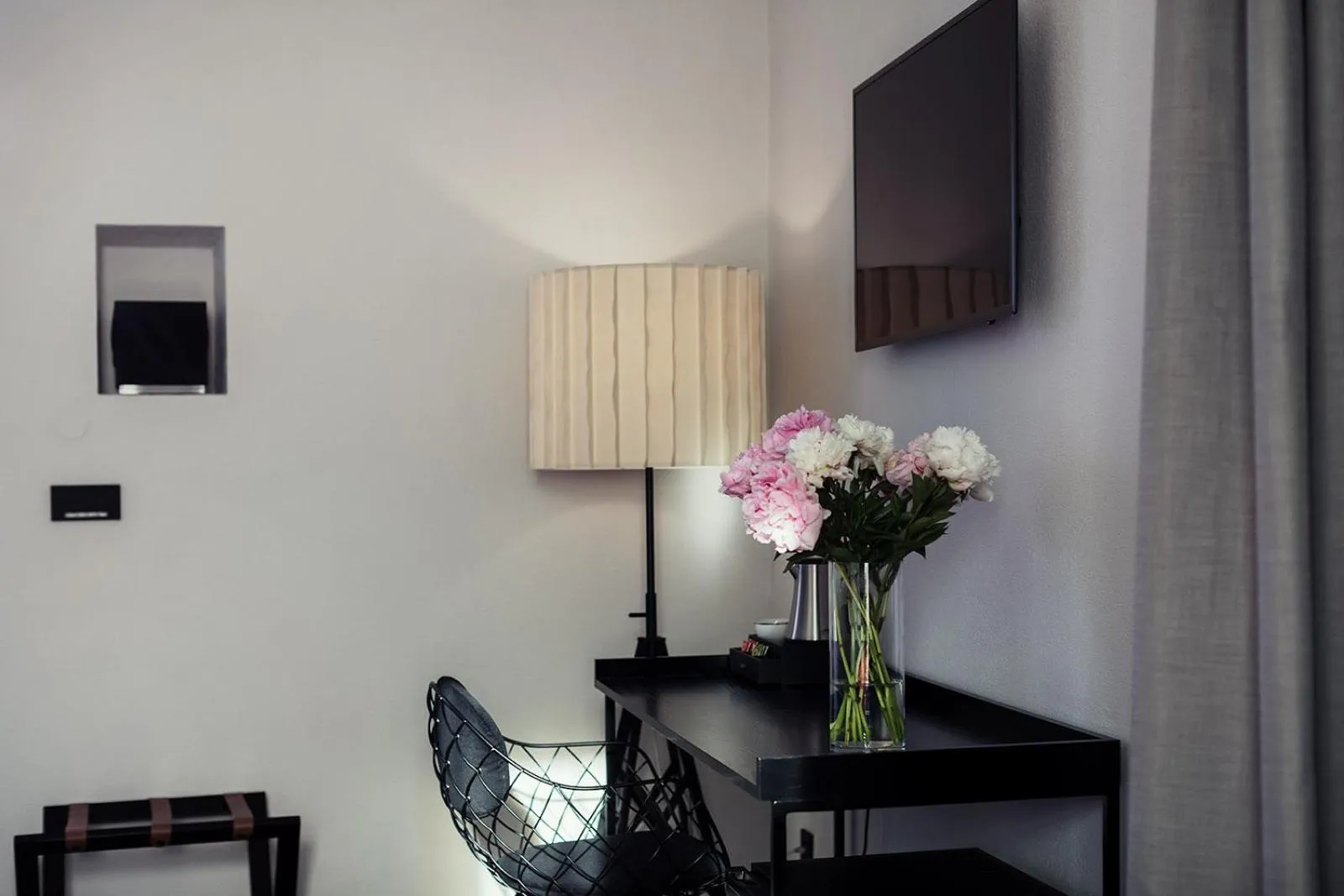 TV and multimedia in Kollmann Rooms and Apartments