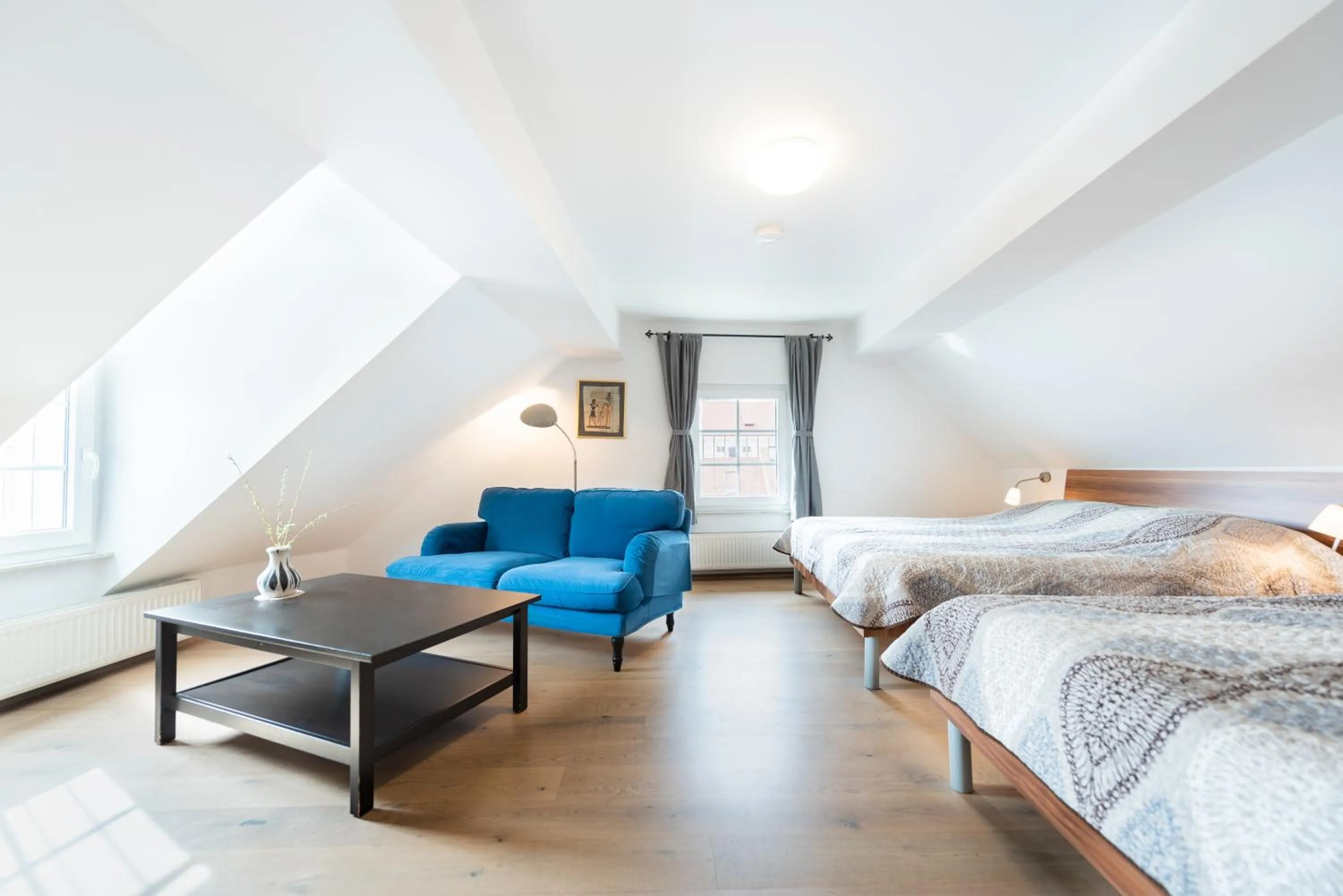 Bedroom, Bed in Kollmann Rooms and Apartments