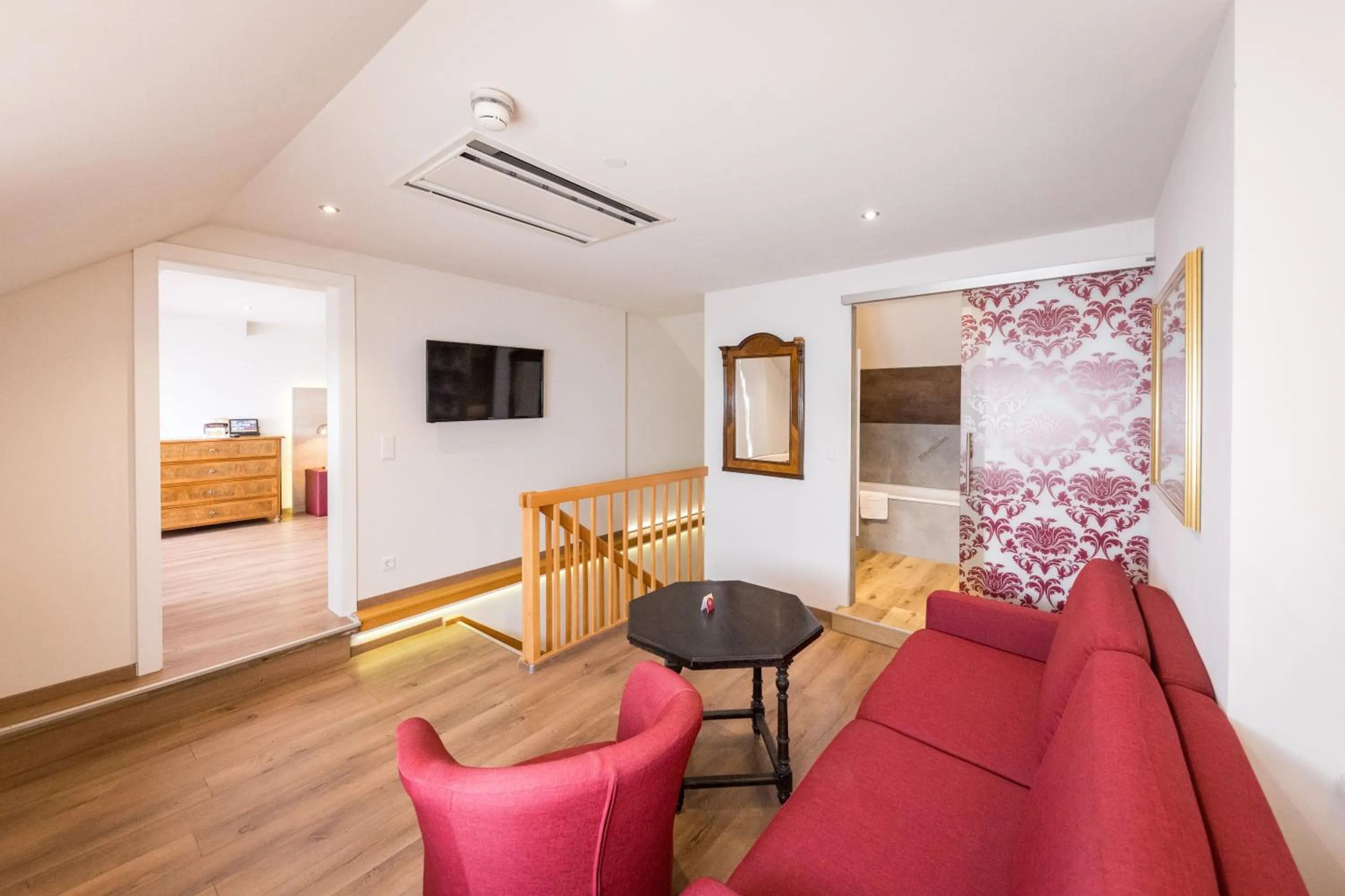 Photo of the whole room in Schlosshotel Mondsee