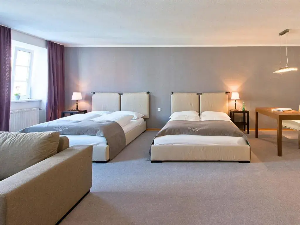 Superior Double or Twin Room in Hotel Forstinger - Boutique Hotel Schärding Superior Double or Twin Room in Hotel Forstinger - Boutique Hotel Schärding