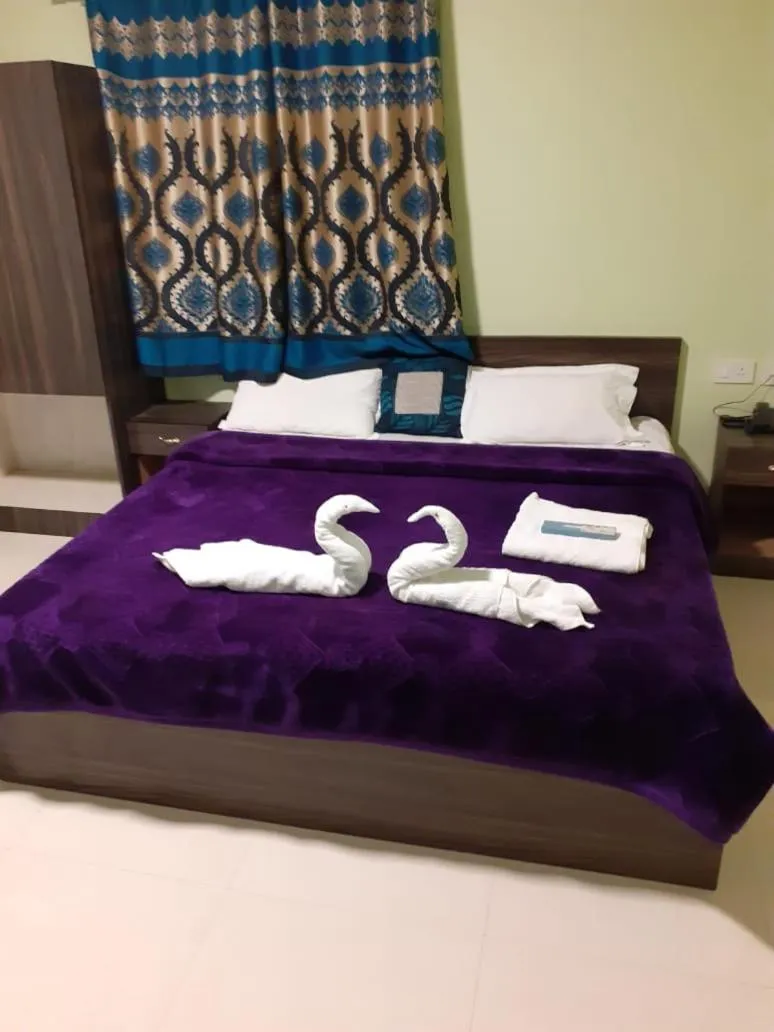 Bed in HAPPYSTAY rooms and cottages