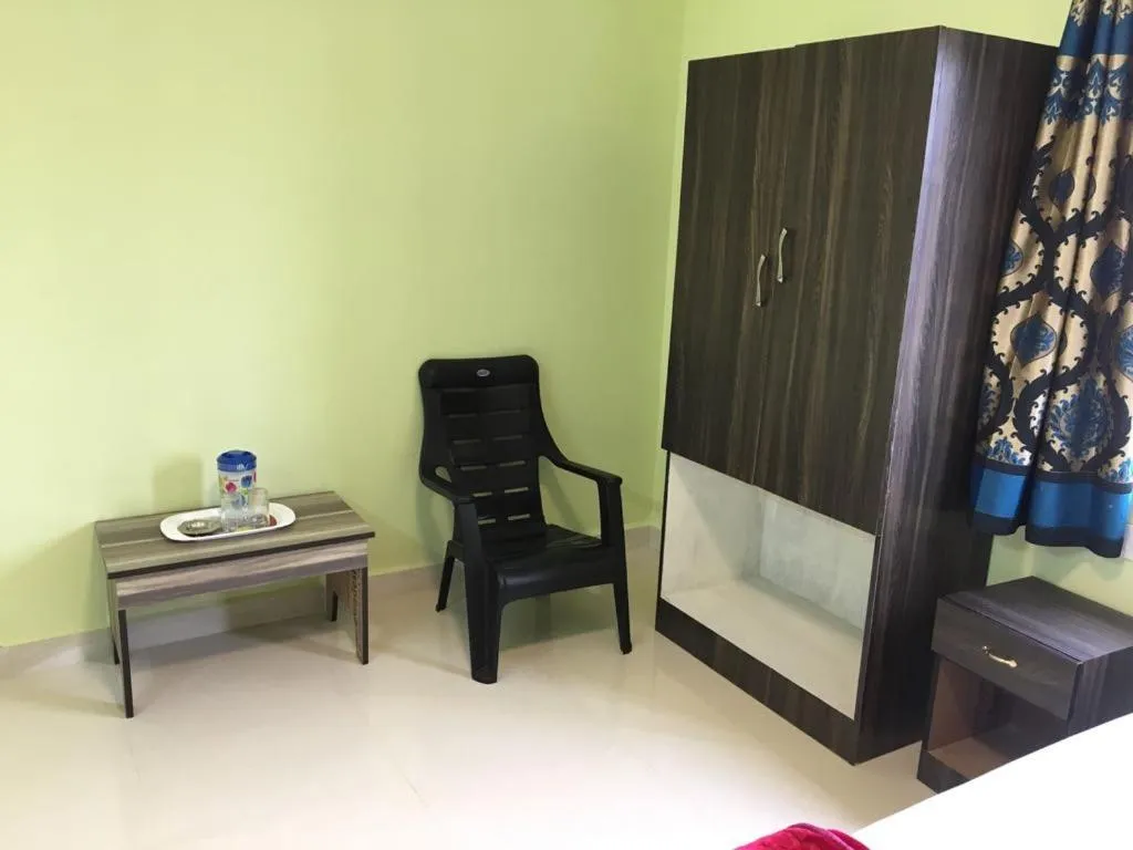 Bed in HAPPYSTAY rooms and cottages