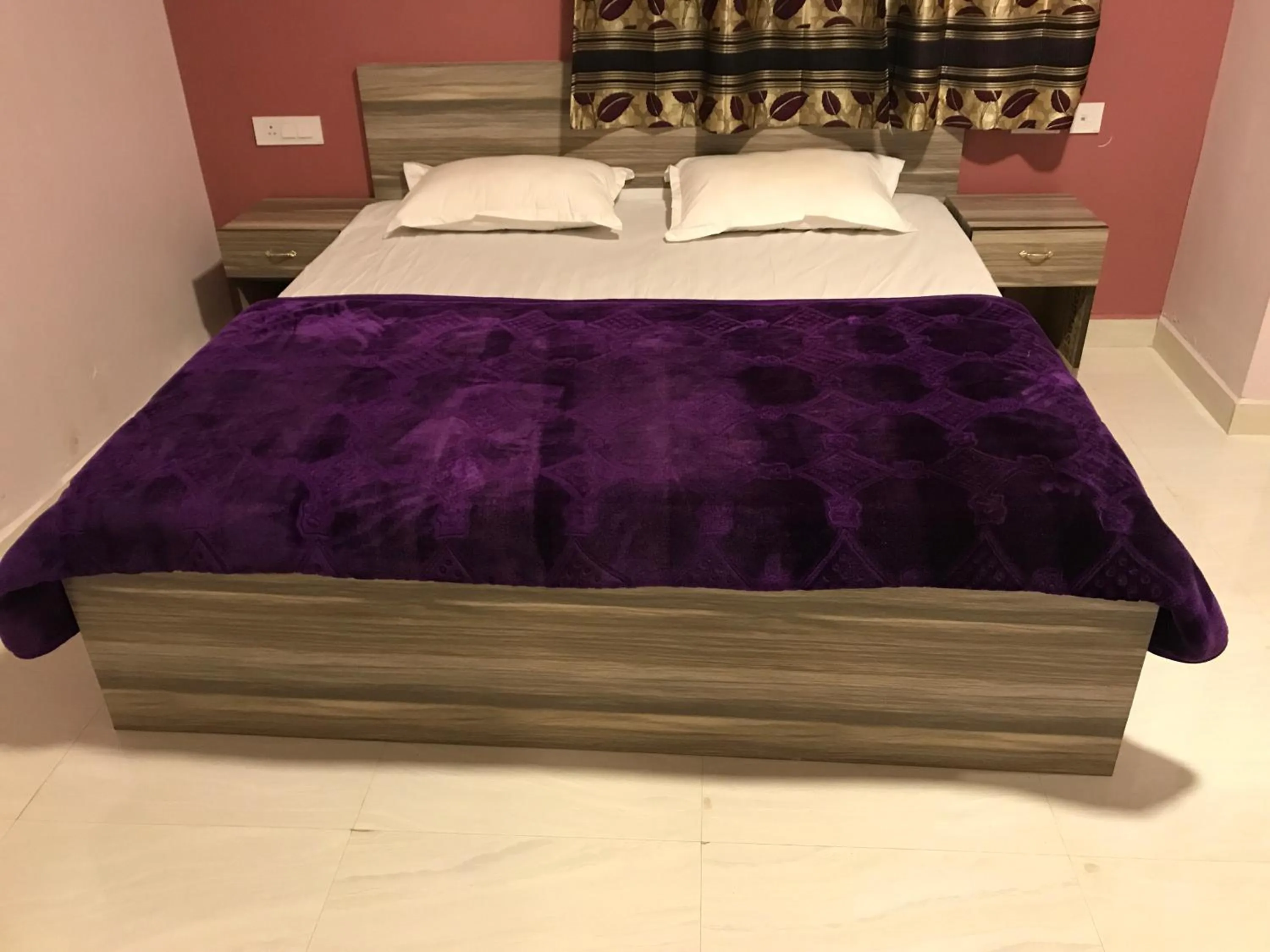 Bed in HAPPYSTAY rooms and cottages