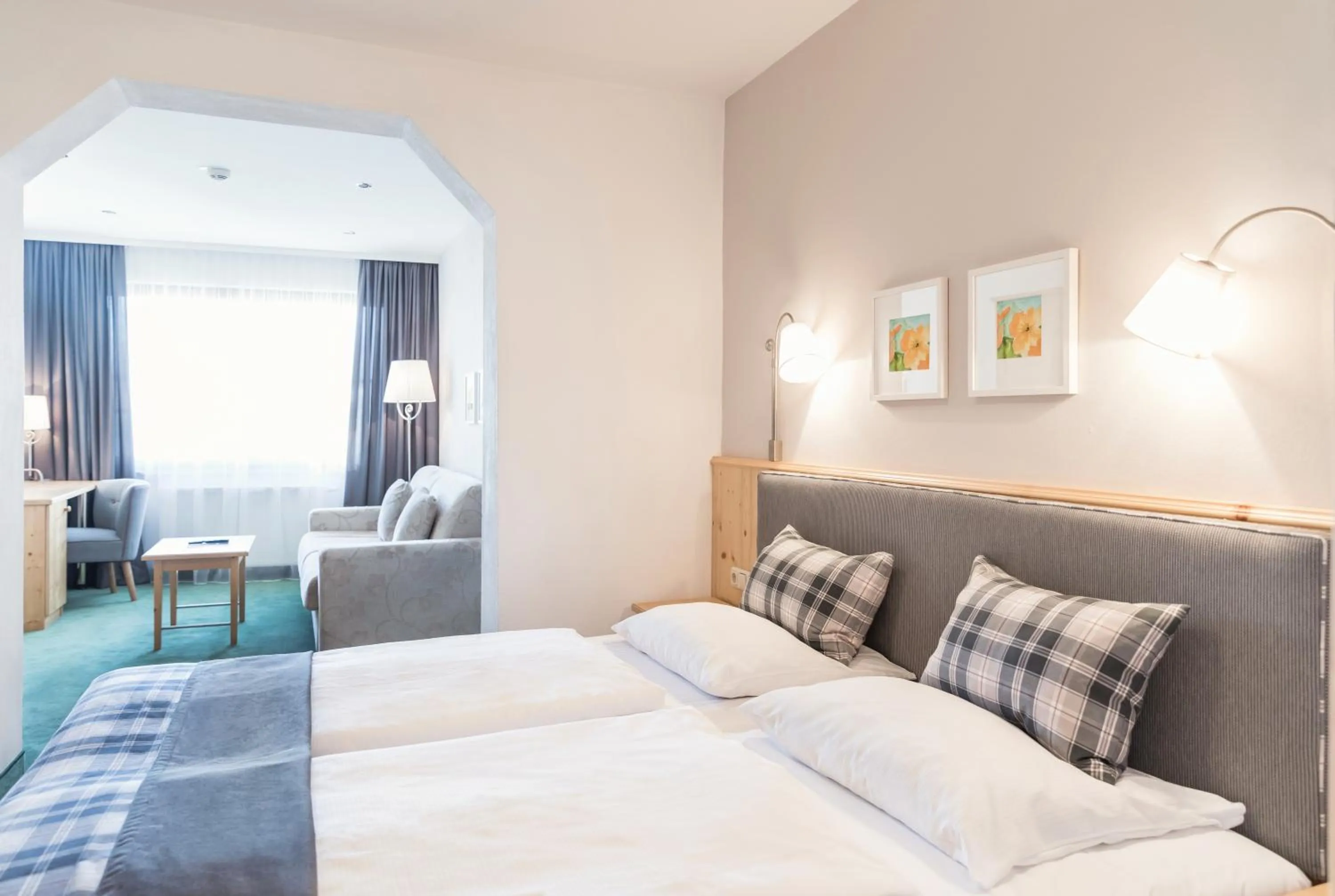 Photo of the whole room, Bed in Hotel Gasthof Zum Kirchenwirt