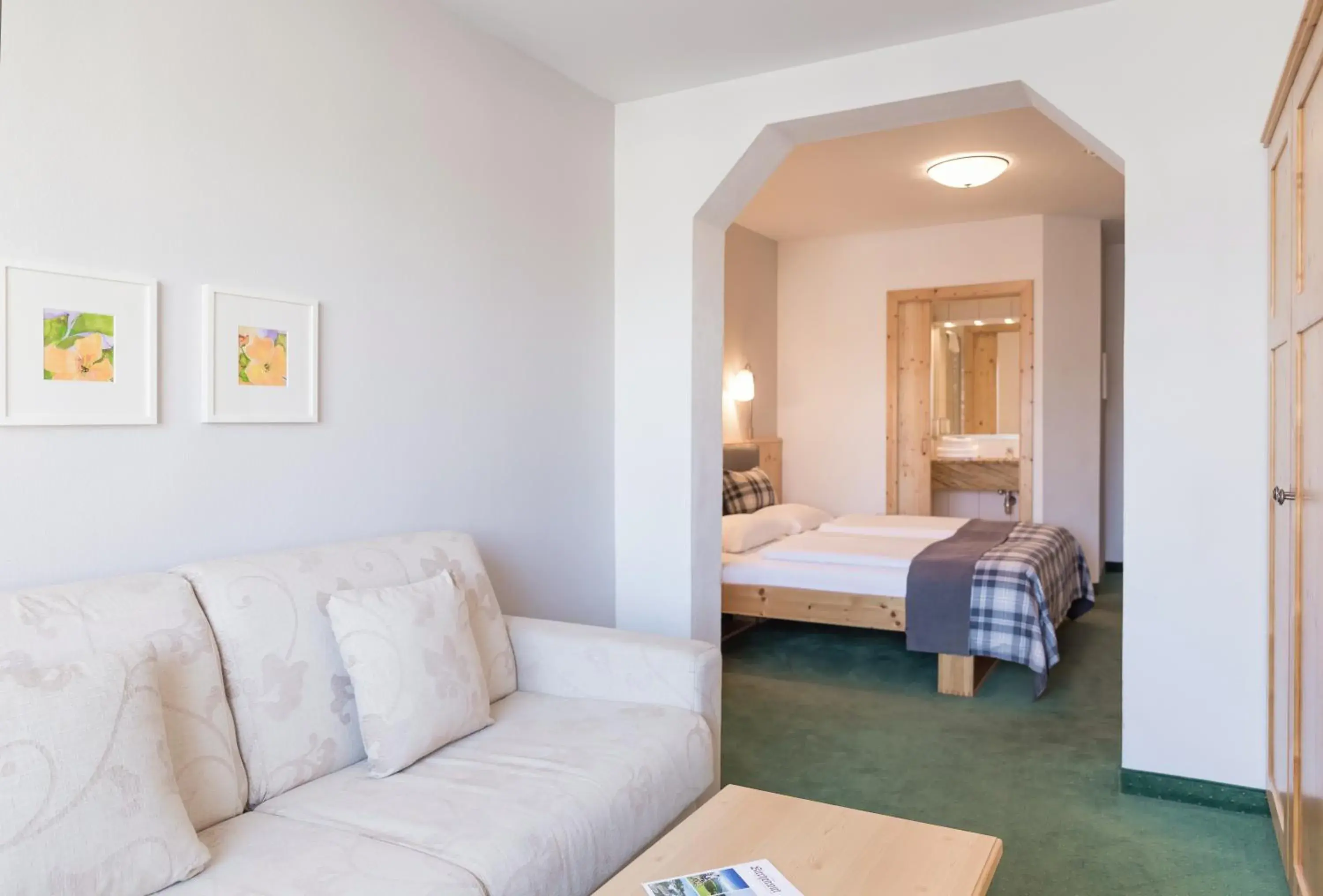 Deluxe Double or Twin Room in Hotel Gasthof Zum Kirchenwirt Deluxe Double or Twin Room in Hotel Gasthof Zum Kirchenwirt