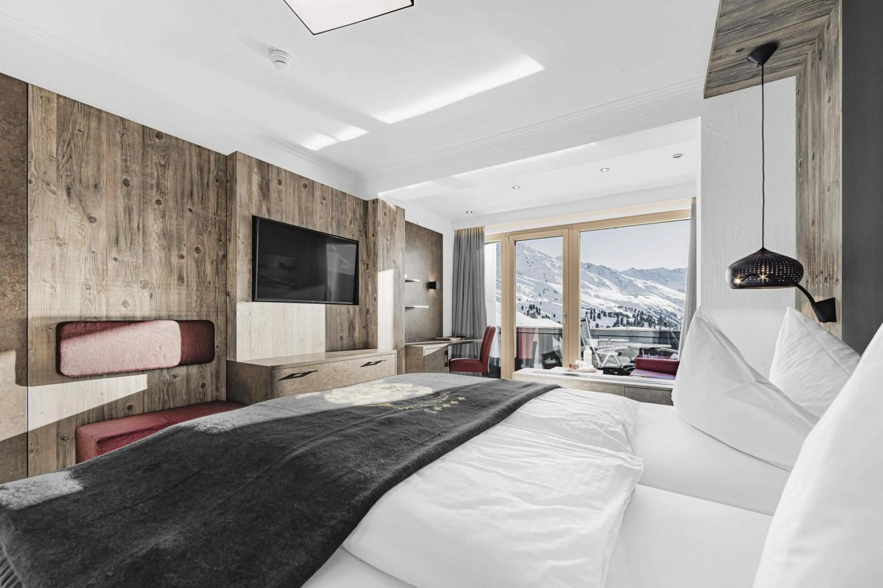 Photo of the whole room, Bed in SKI - GOLF - WELLNESS Hotel Riml
