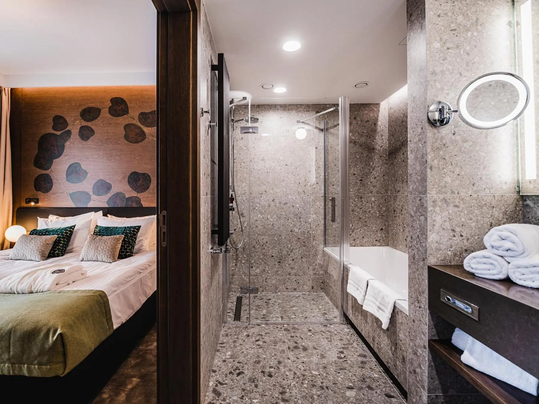 Shower, Bed in Rezydencja Sowa