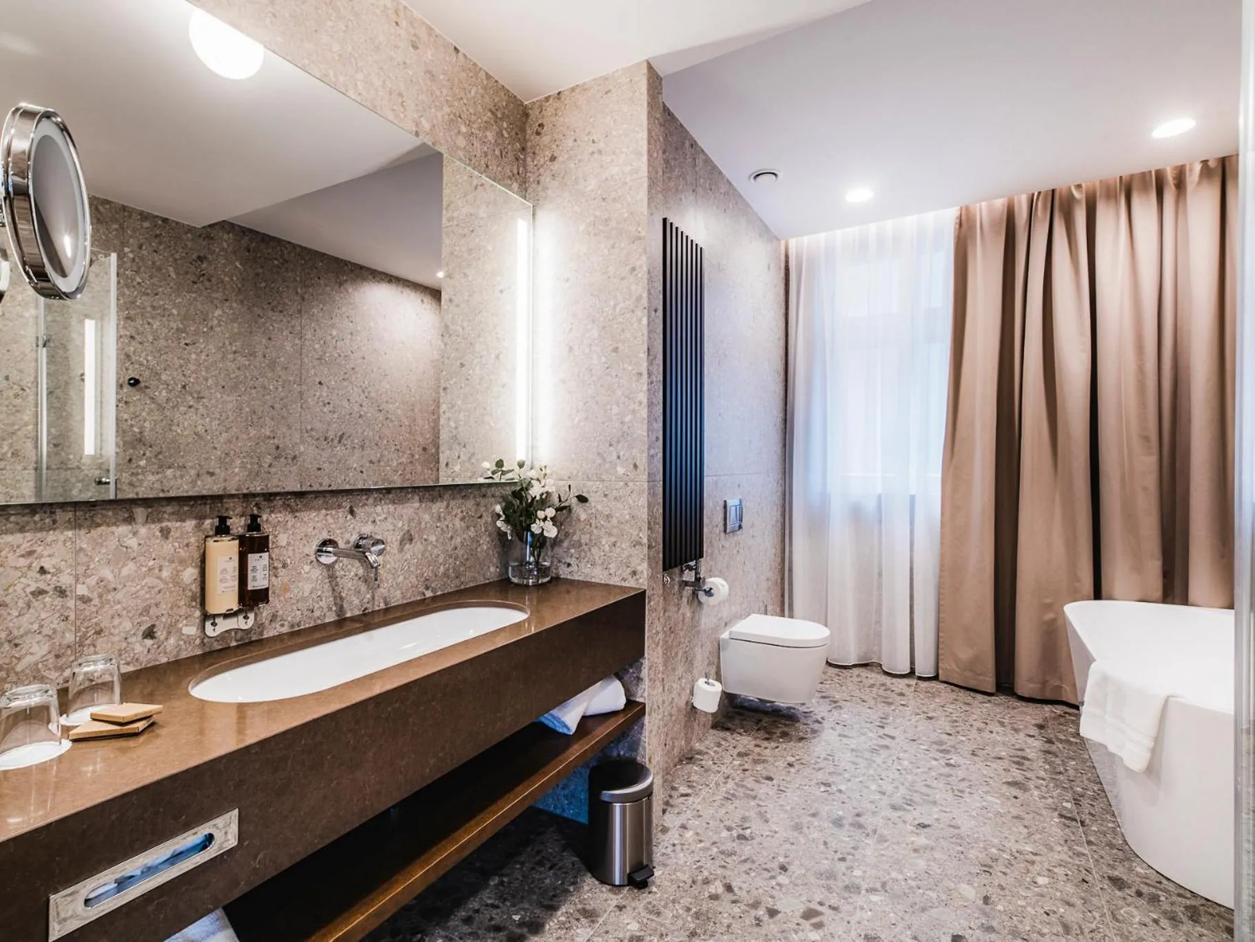 Shower in Rezydencja Sowa