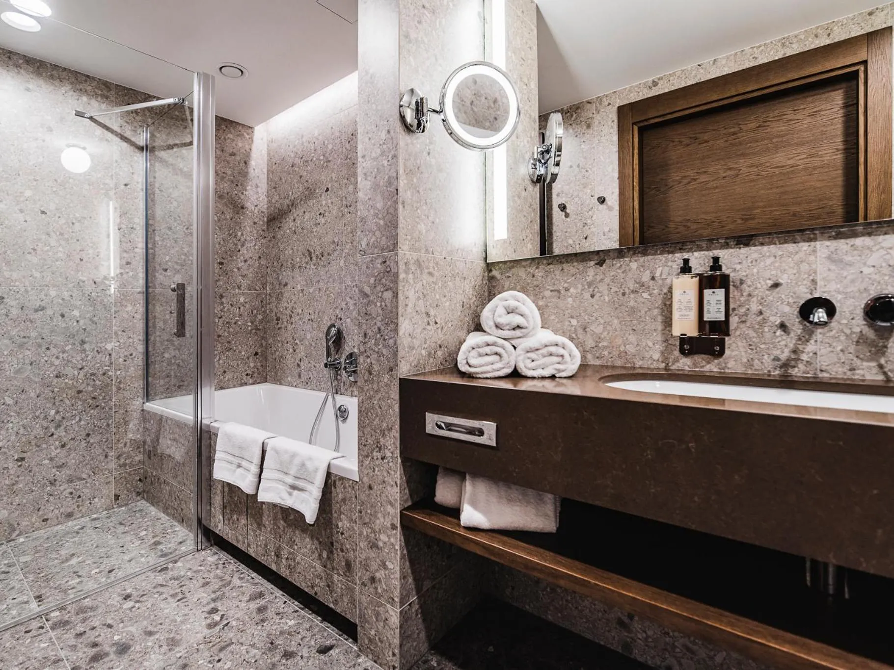 Shower in Rezydencja Sowa