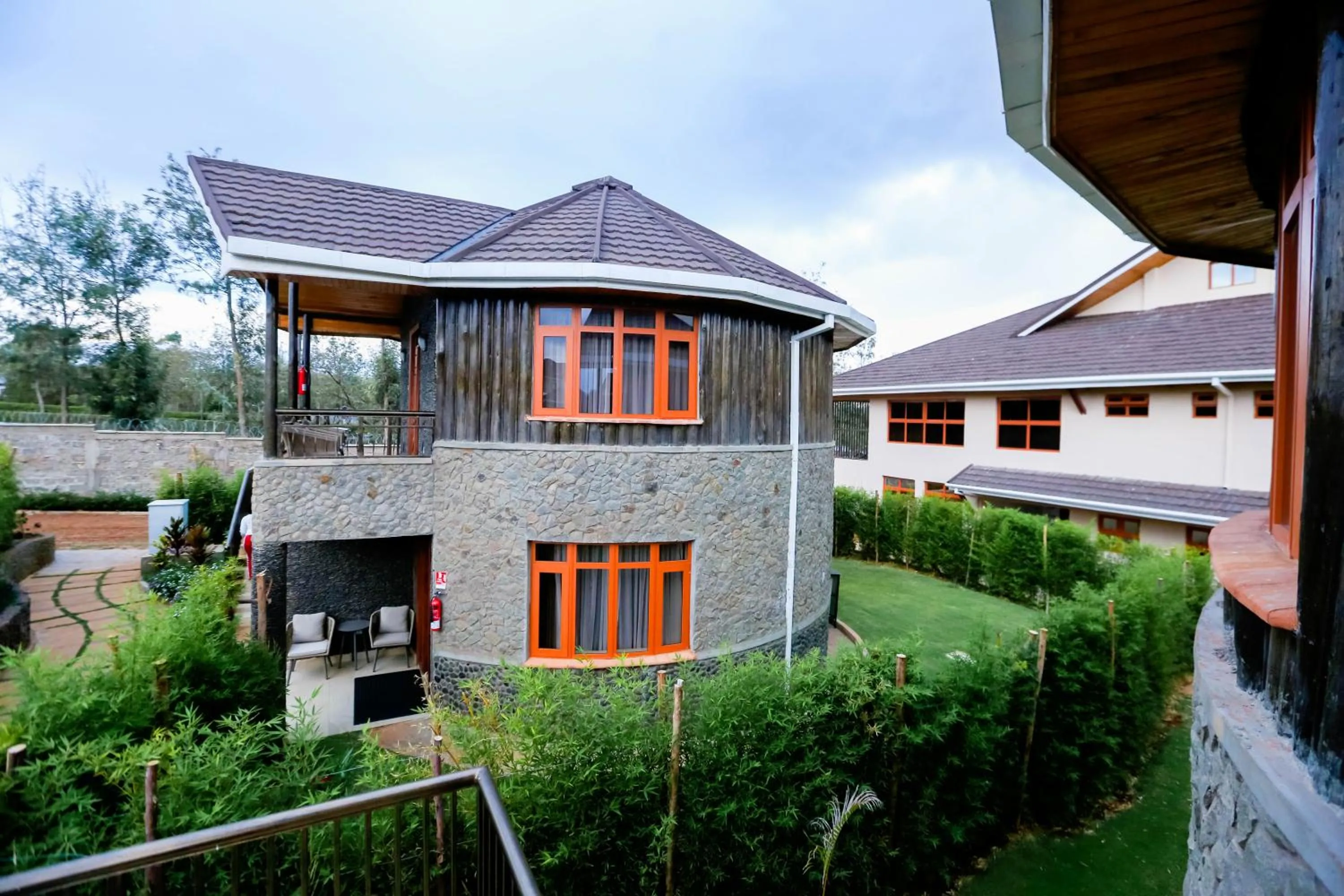 Property building in Aberdare Prestige & Royal Cottages