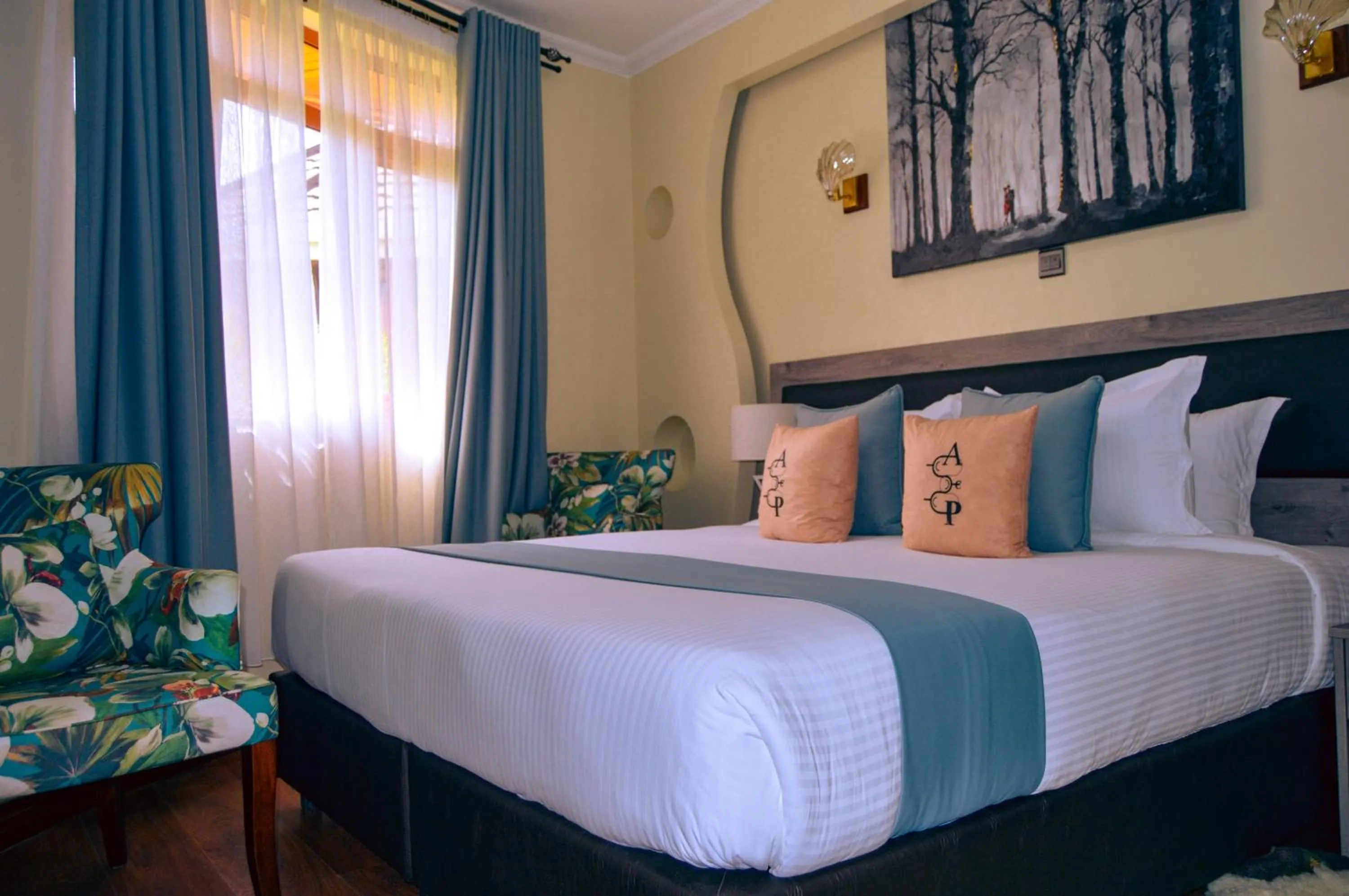 Bedroom in Aberdare Prestige & Royal Cottages