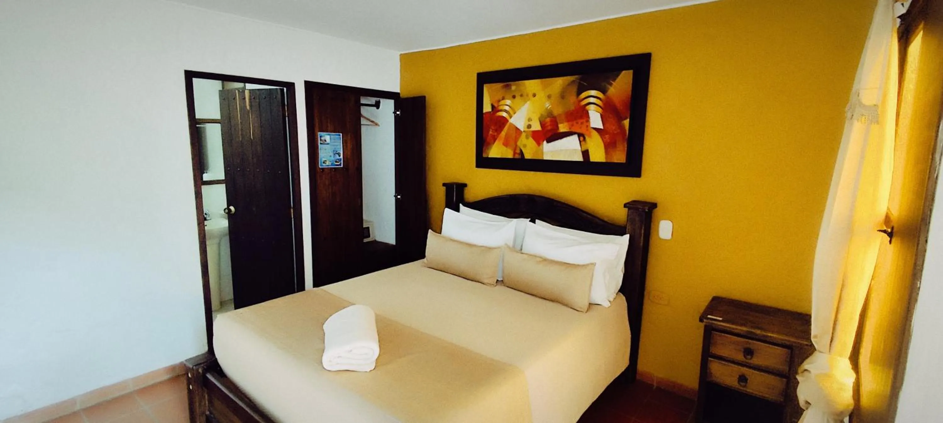 Bed in Hotel Las Rocas Resort Villanueva