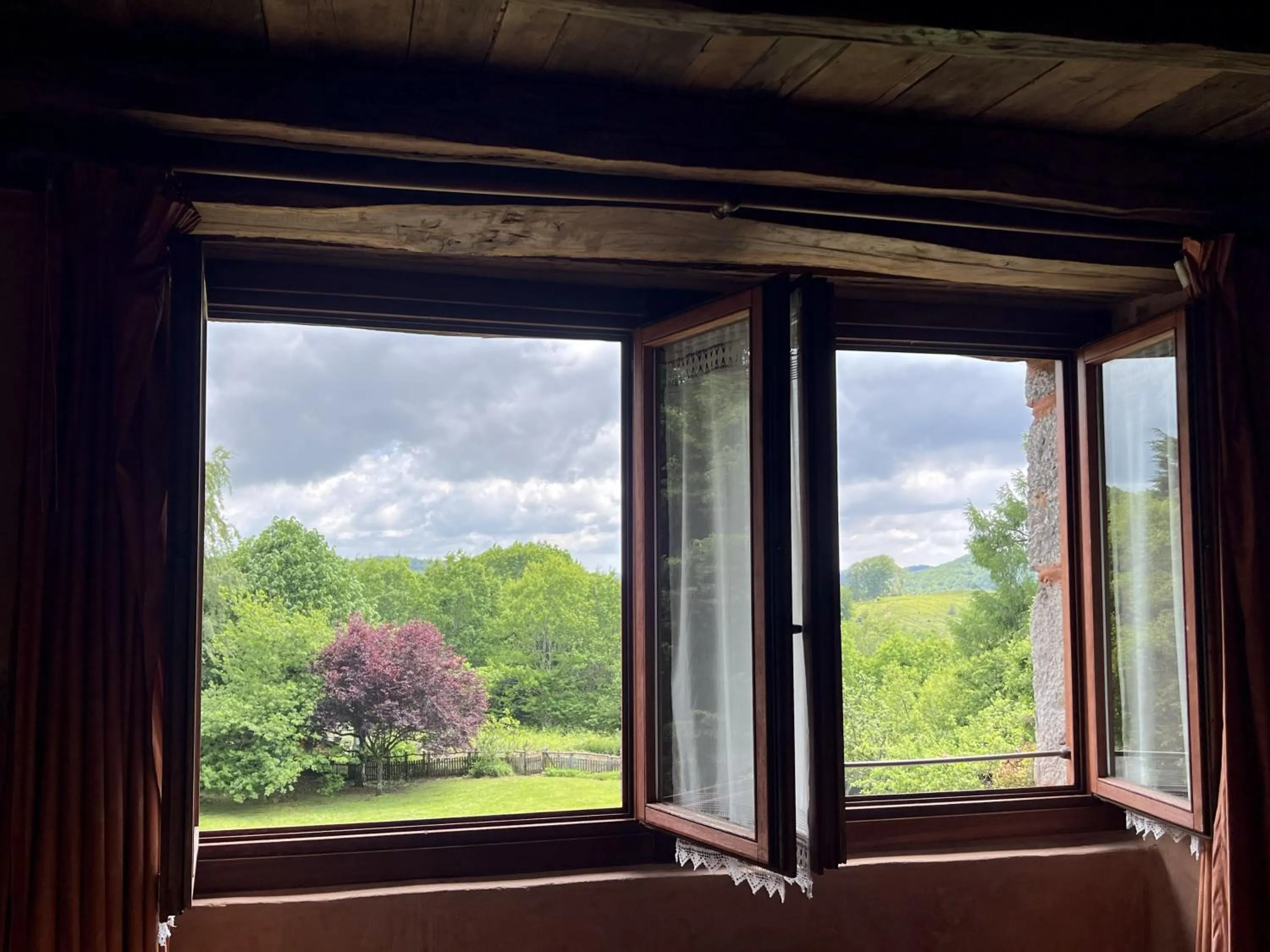 Garden view in Casa Rural Ecológica Kaaño Etxea