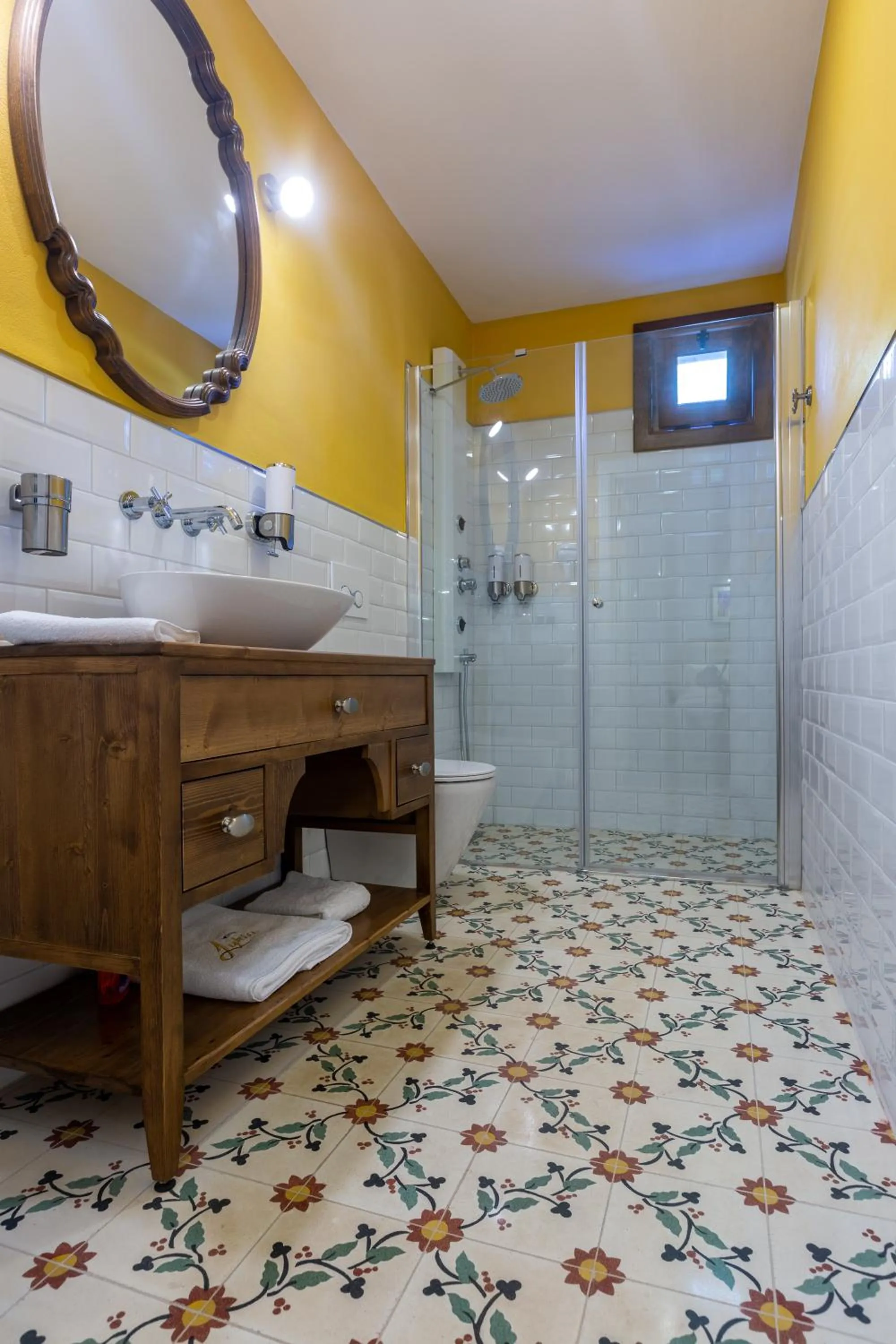 Bathroom in Hotel Lykia Old Town Antalya