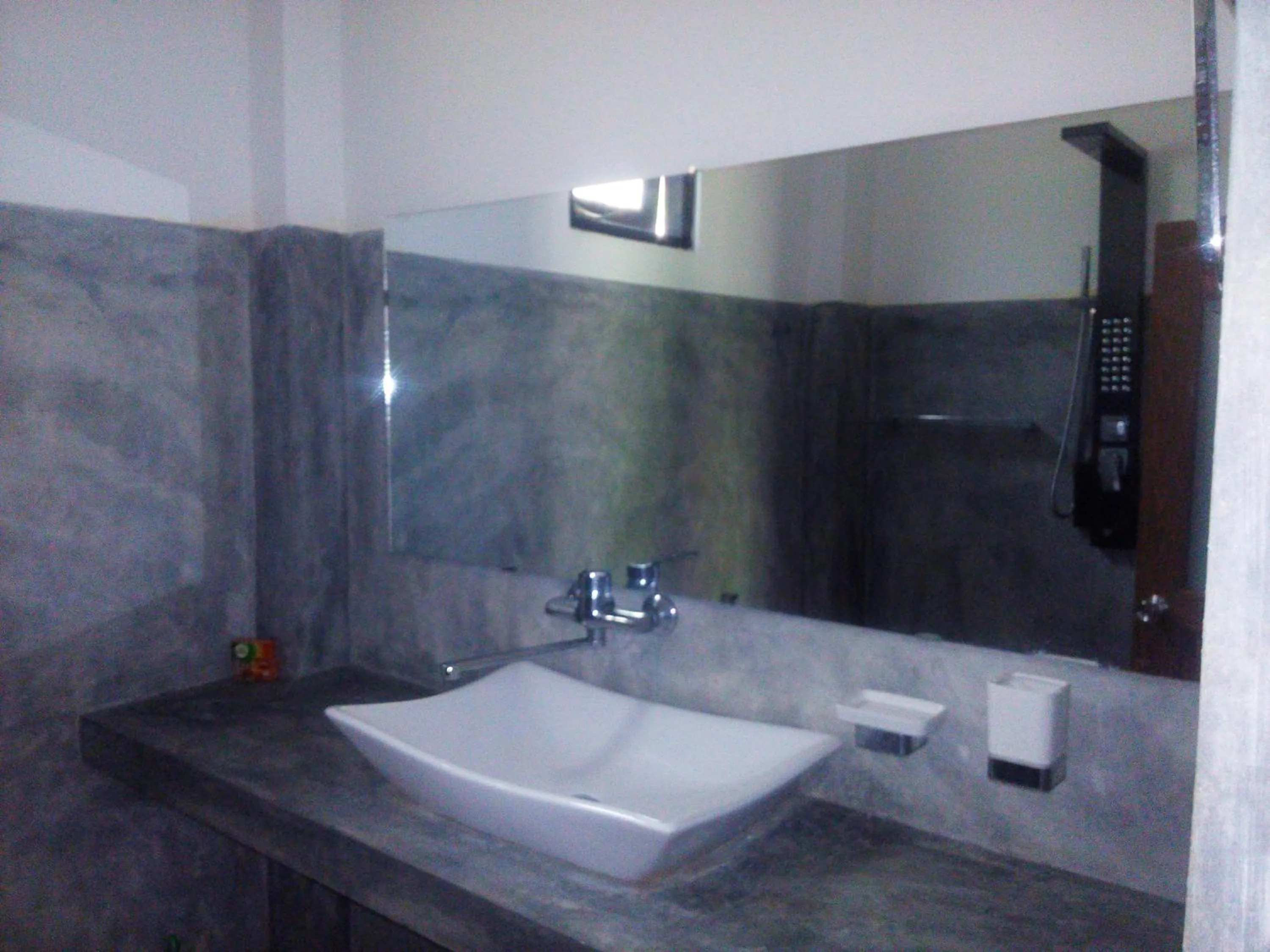 Bathroom in Ella Walkers Nest