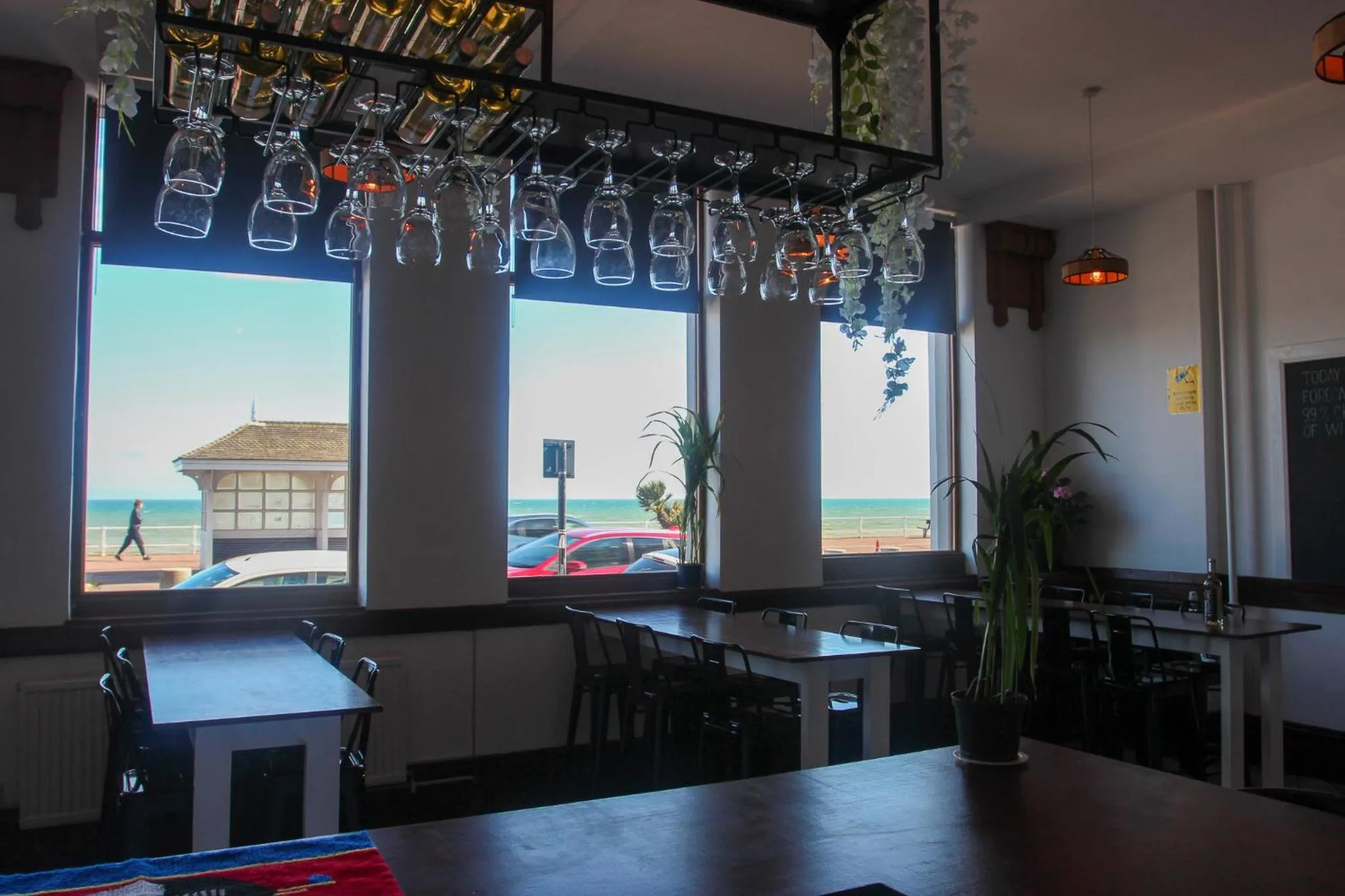 Restaurant/places to eat in The Bank Hotel & Bistro