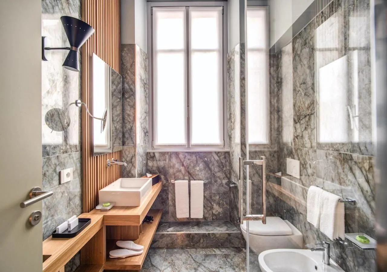 Bathroom in DBH – Boutique Hotel Lake Como