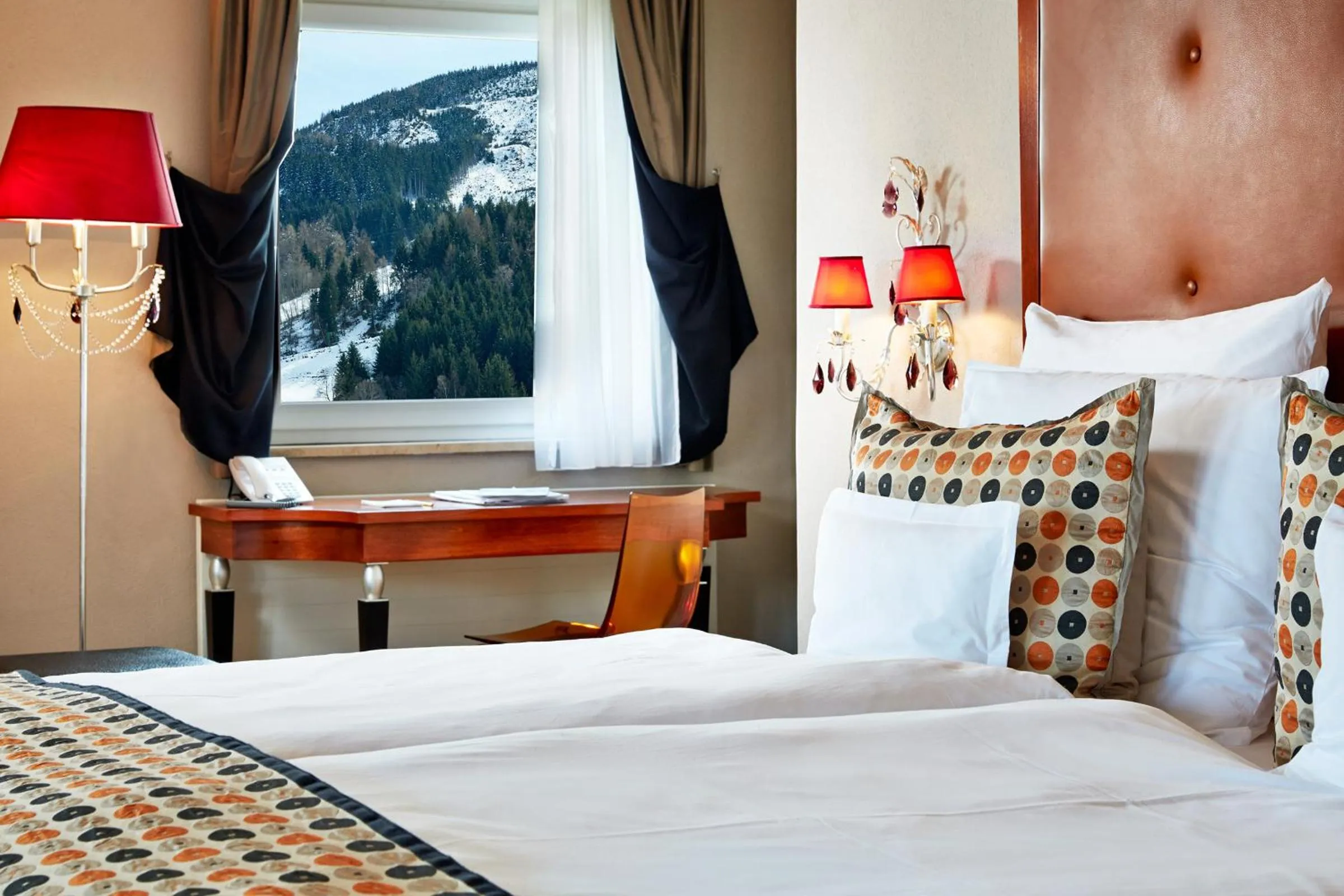 Bed in Hotel Barbarahof 4 stars Superior - Adults Only "soft" from 10 years - Skibus-stop