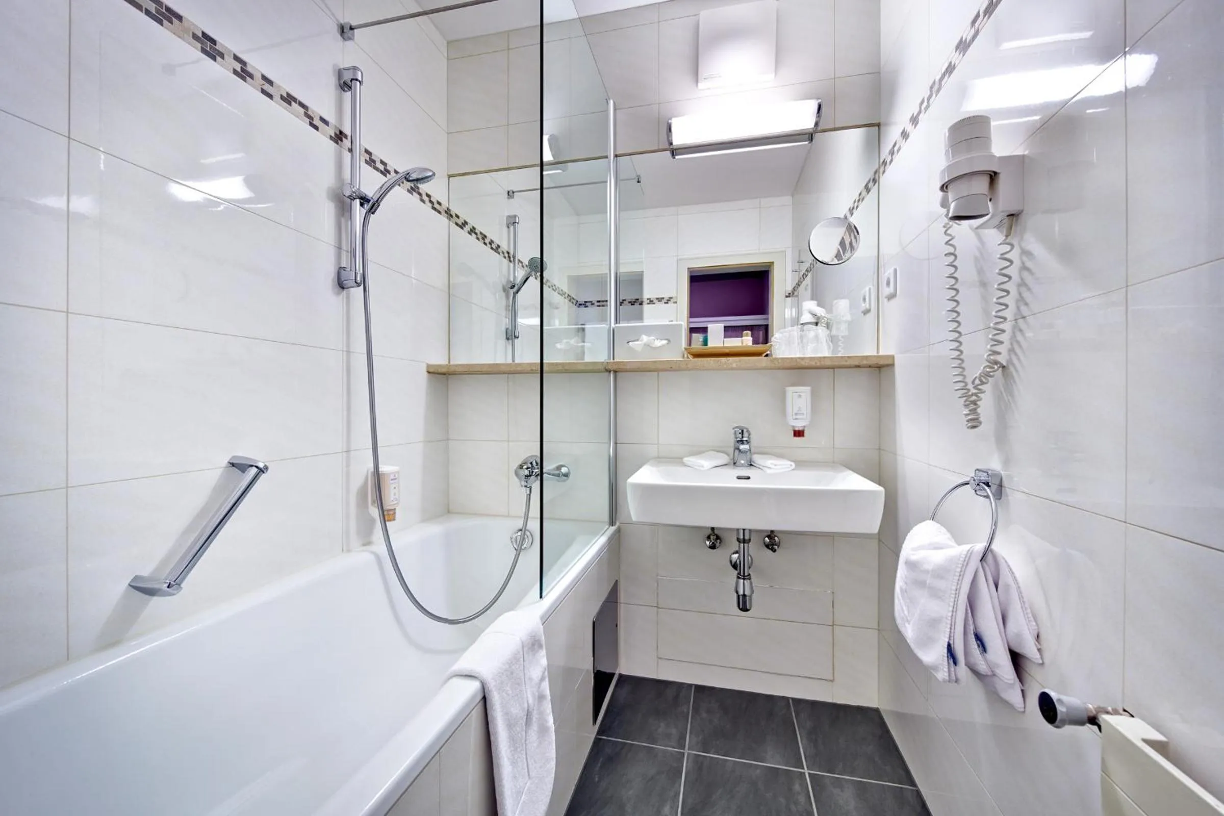 Bathroom in Hotel Barbarahof 4 stars Superior - Adults Only "soft" from 10 years - Skibus-stop