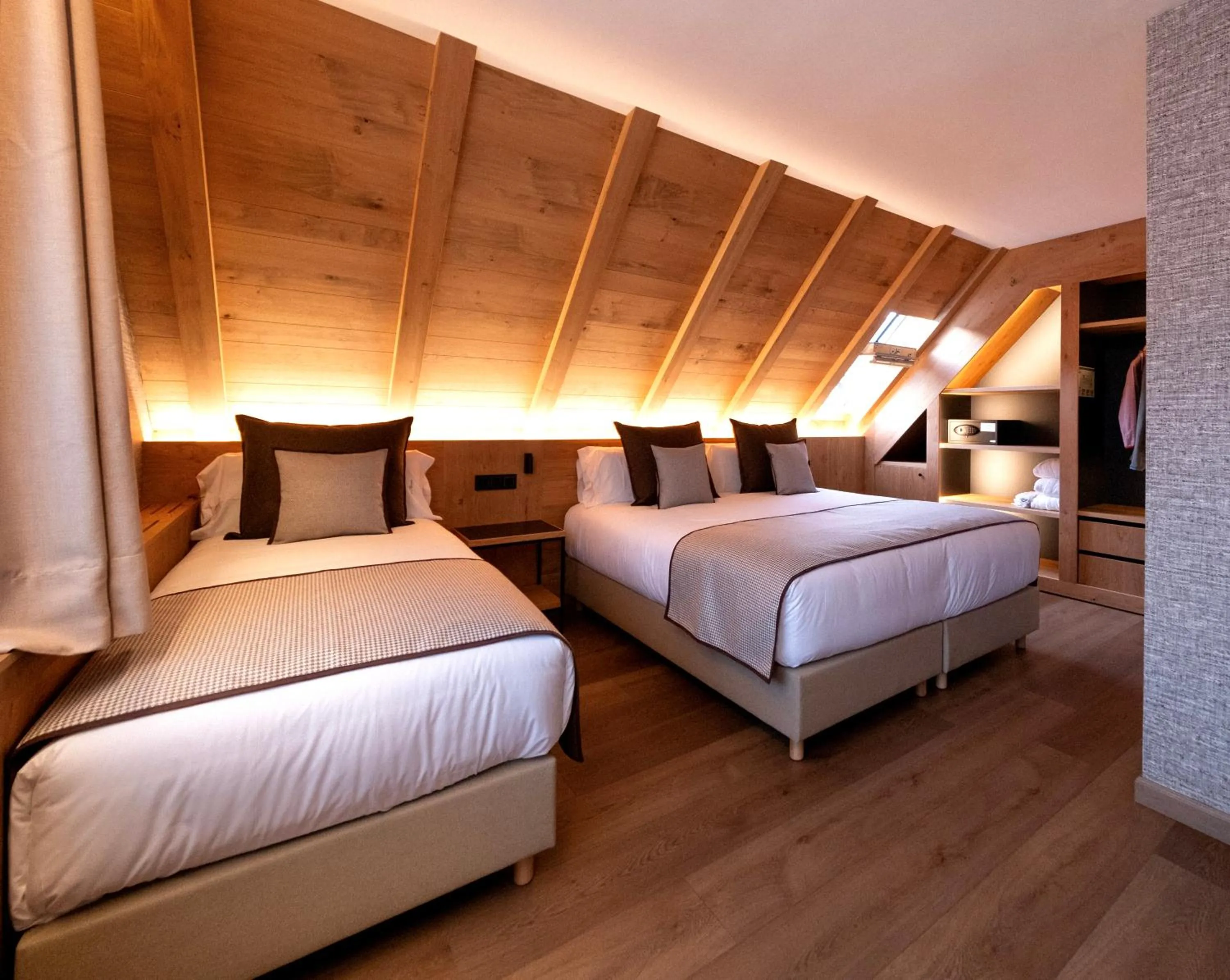 Bed in Hotel Petit Lacreu