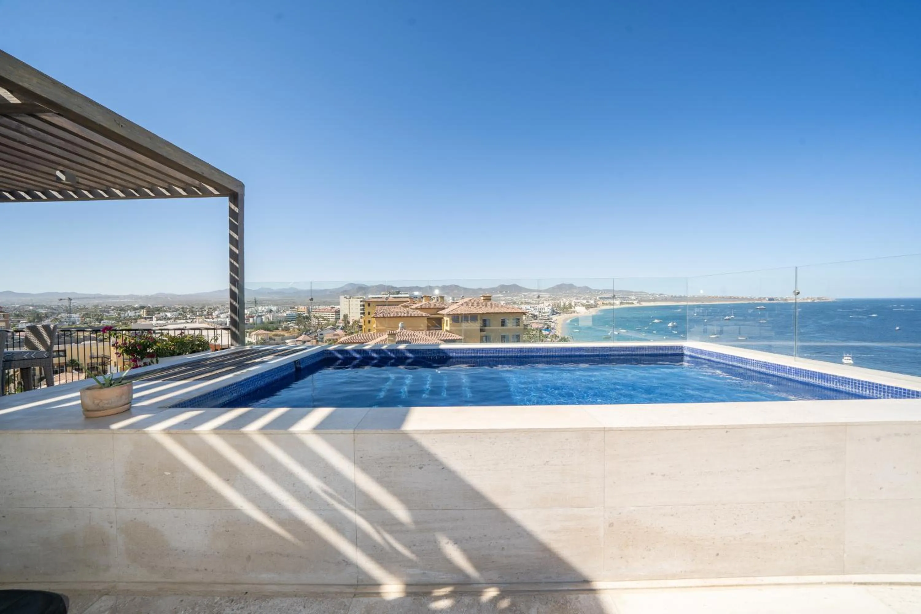 Day in 1 Homes Preview Cabo