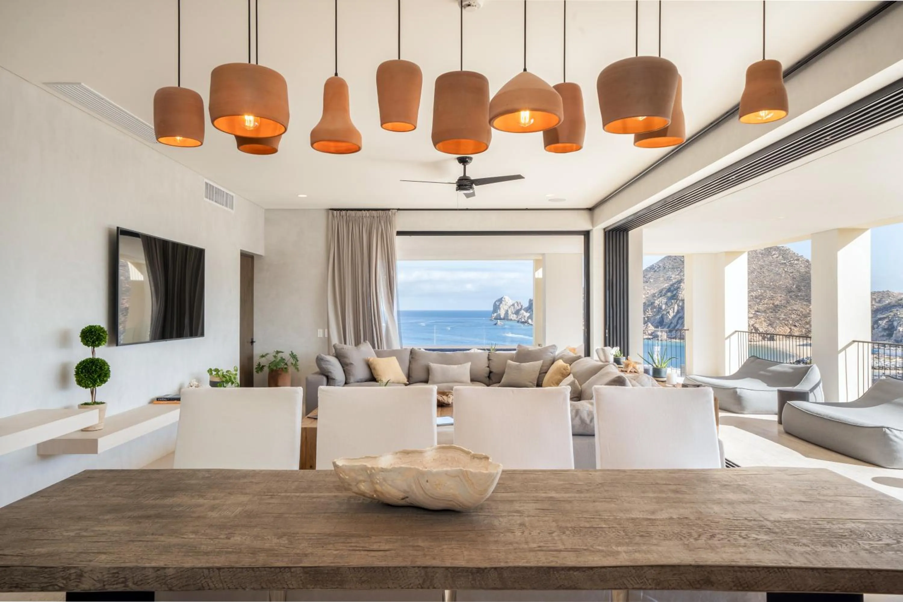 Dining area in 1 Homes Preview Cabo