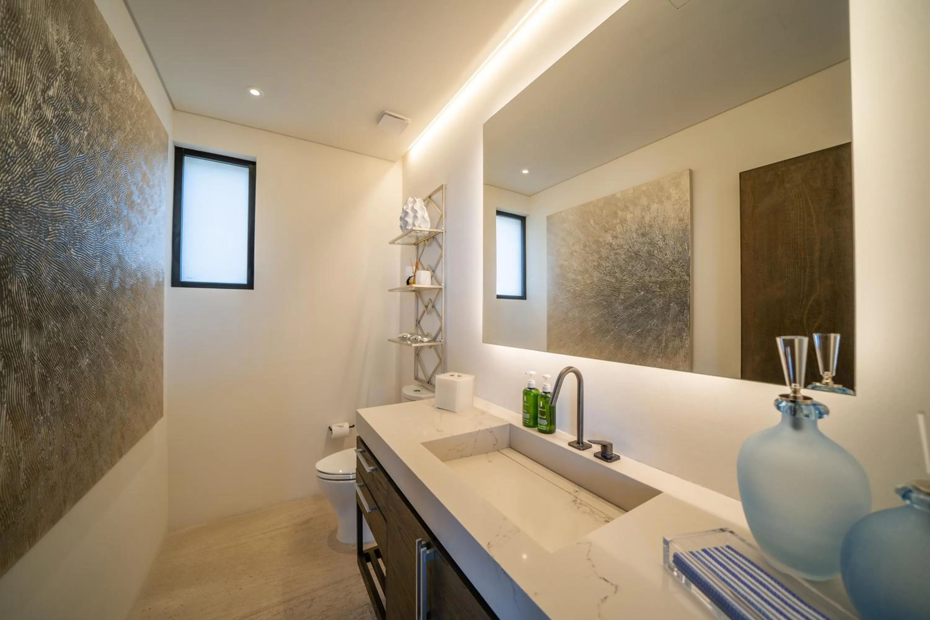 Bathroom in 1 Homes Preview Cabo