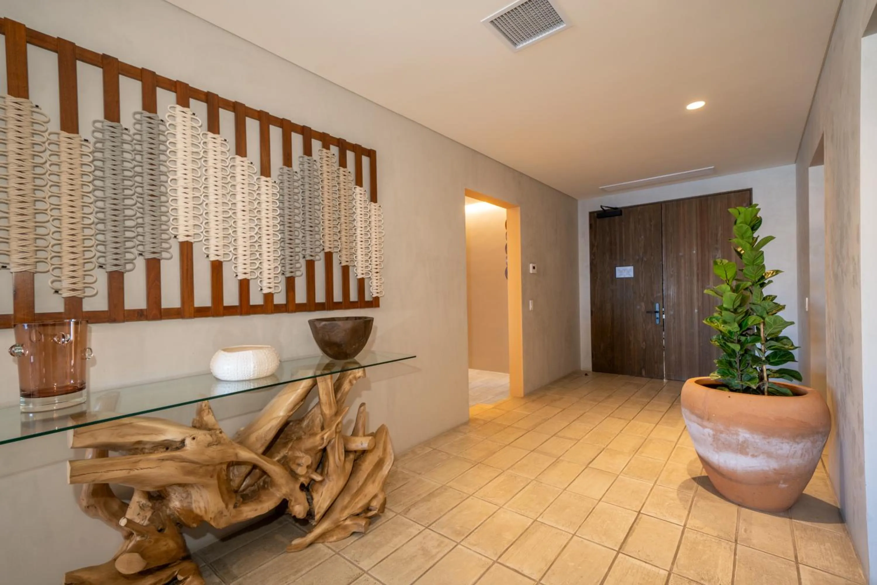 Decorative detail in 1 Homes Preview Cabo