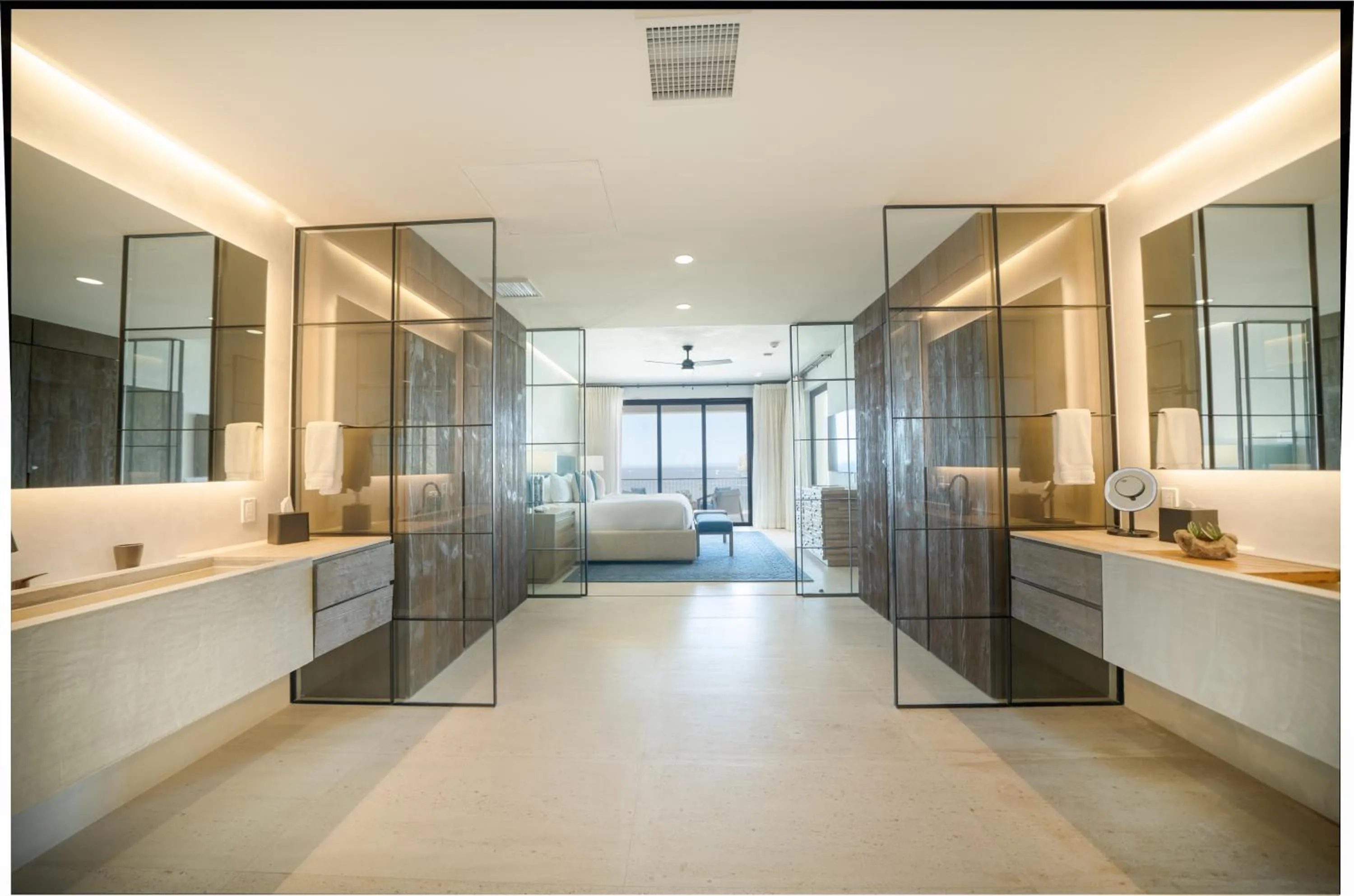 Shower in 1 Homes Preview Cabo