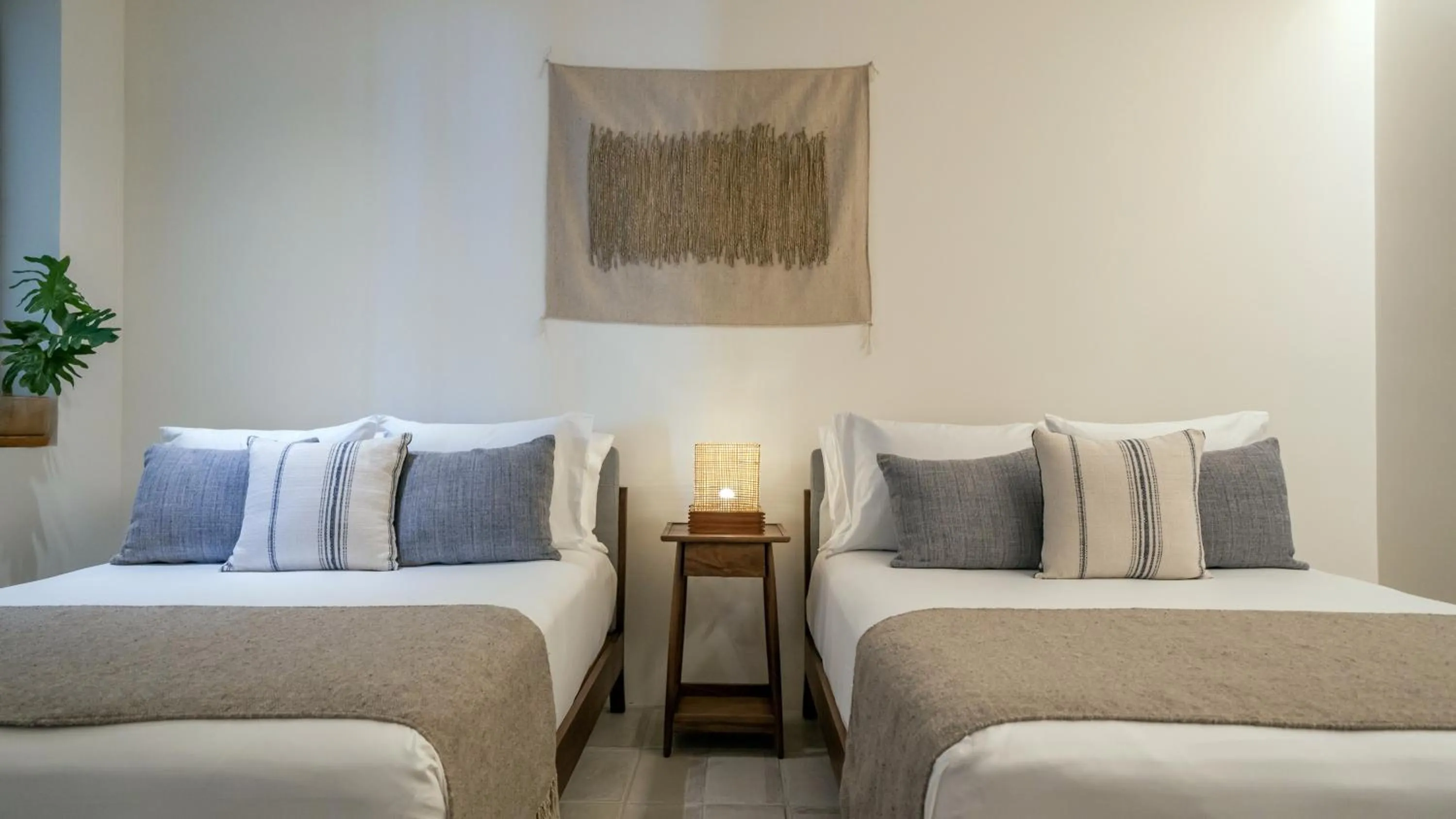 Bedroom, Bed in 1 Homes Preview Cabo