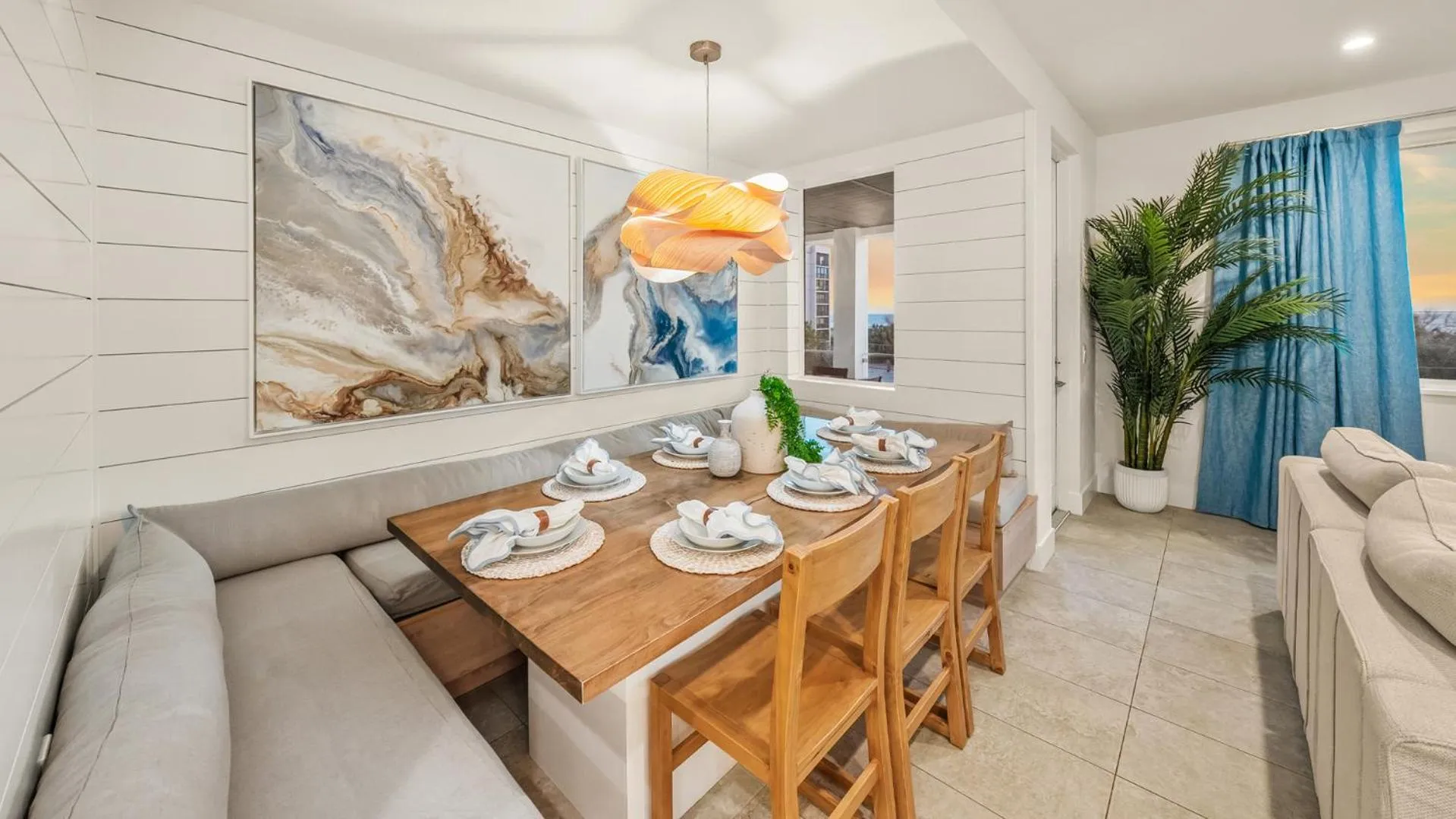 Living room in The Upper Deck