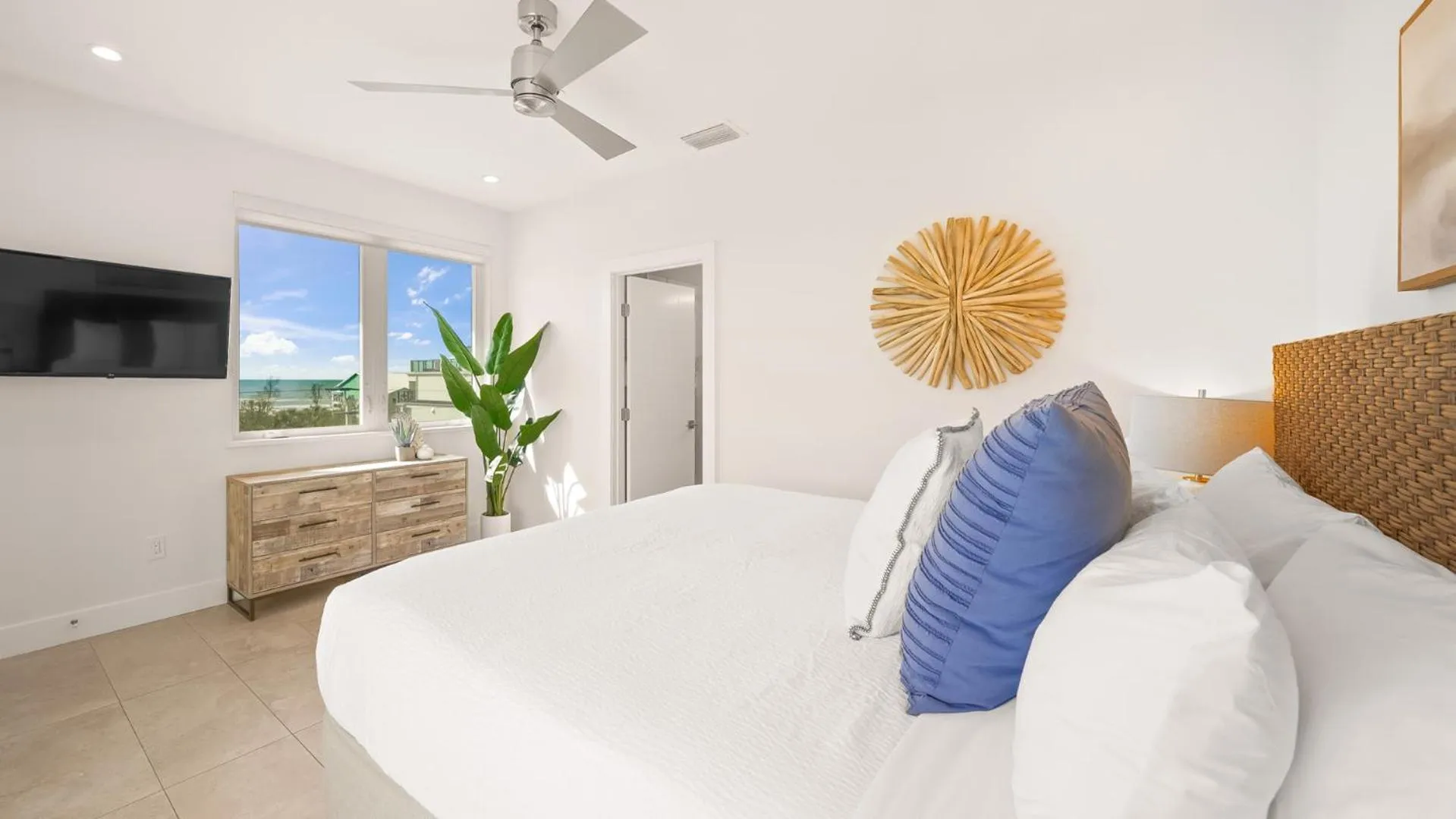 Bed in The Upper Deck