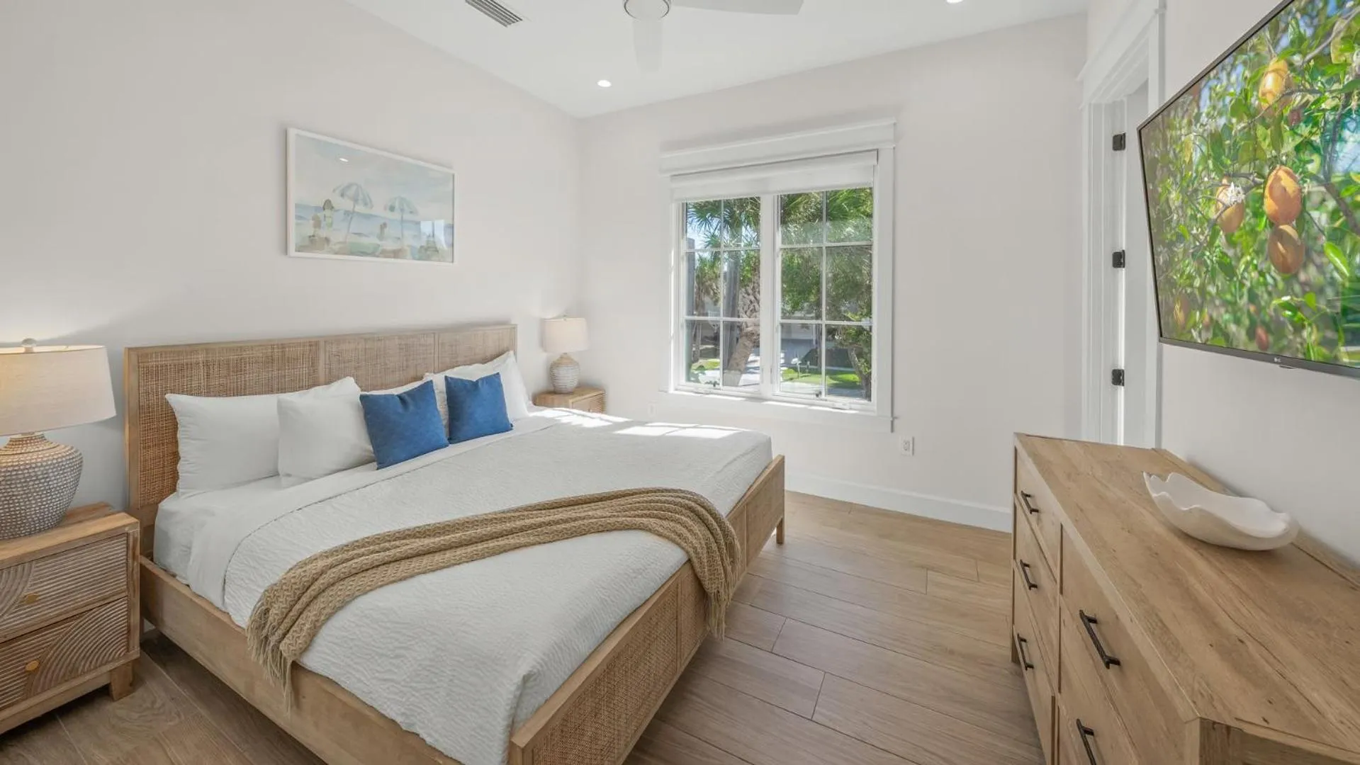 Other, Bed in The Oasis