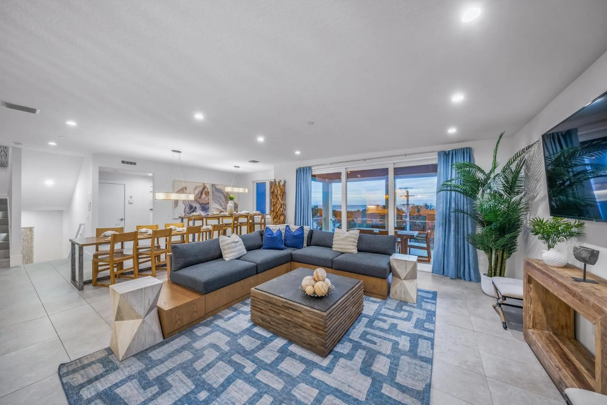 TV and multimedia in The Rooftop