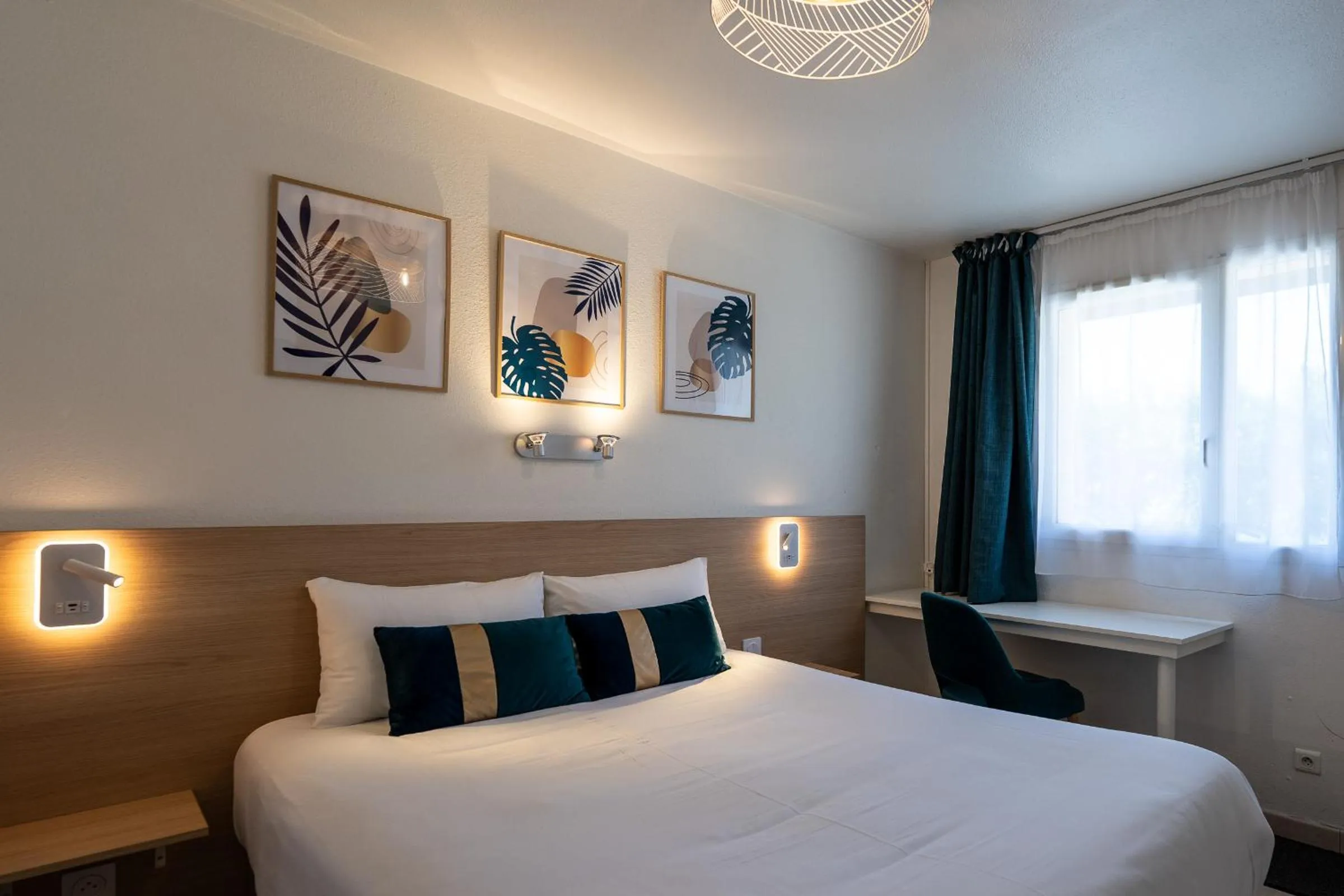 Bedroom, Bed in Villa Hotel